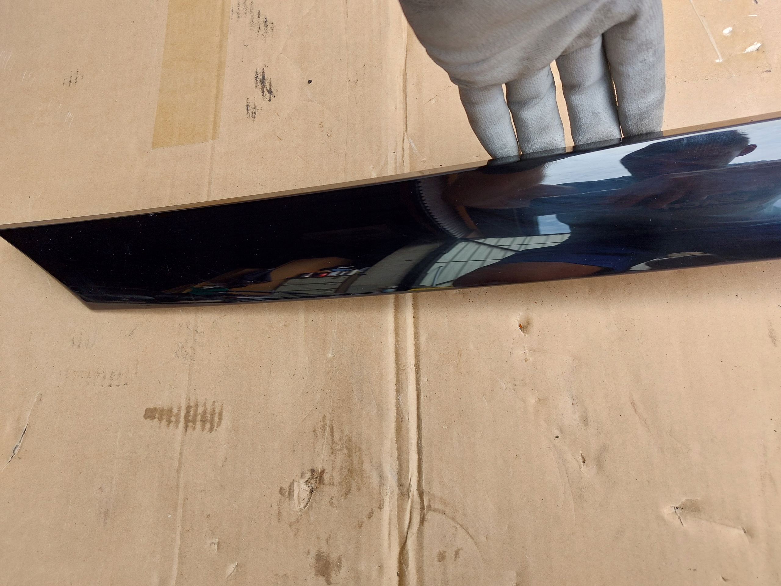 RANGE ROVER VELAR L560 moulding windows CZOLOWEJ left