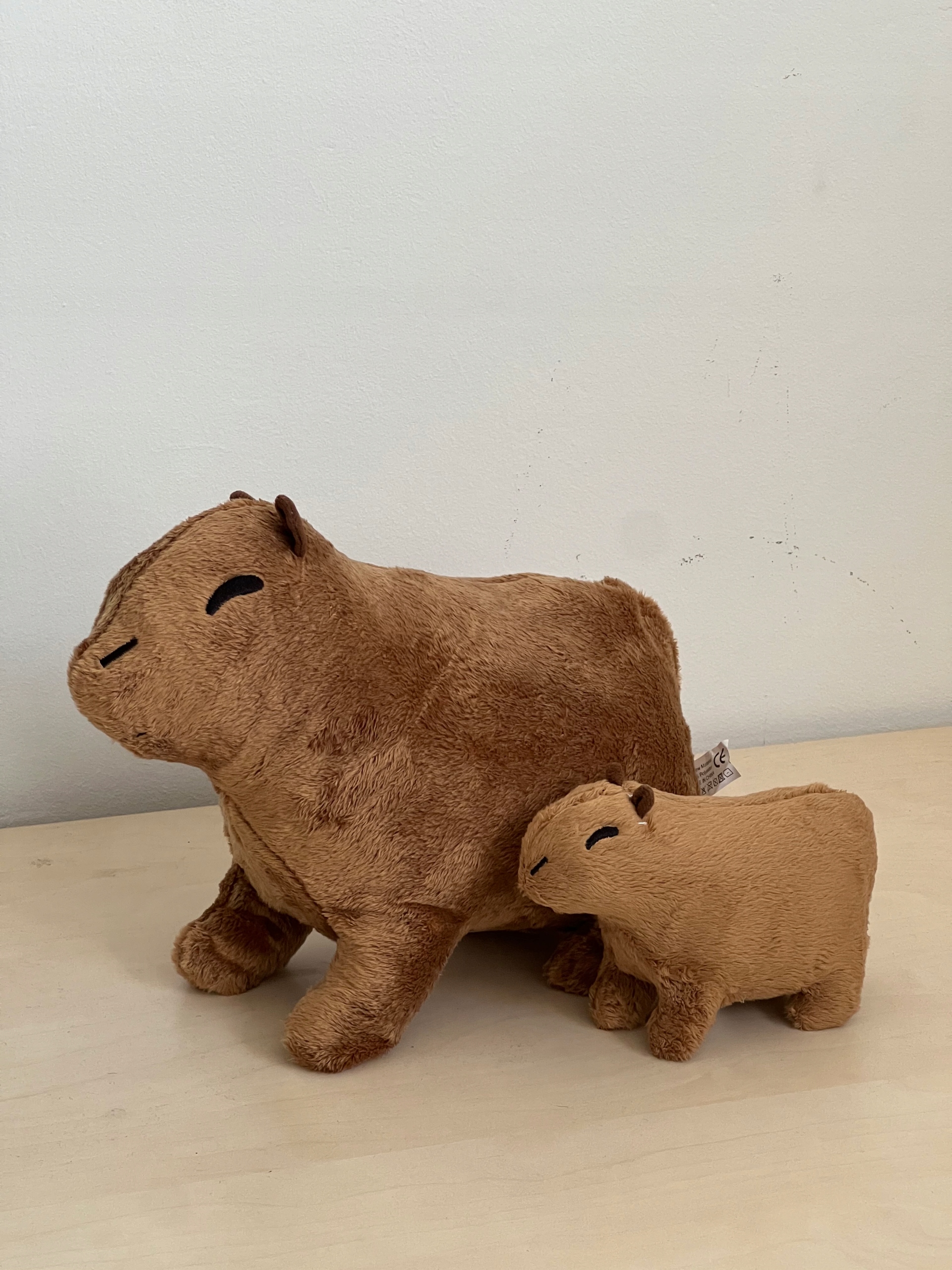 PLUSZAK KAPIBARA CAPYBARA PRZYTULANKA PLUSZOWA MASKOTKA DLA DZIECI 30cm Szerokość produktu 30 cm