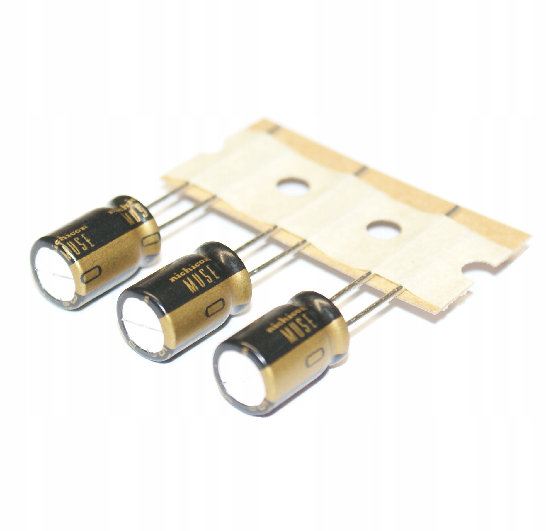 

Audiofilski Nichicon Muse Kz 33uF/25V 3szt. (#437)