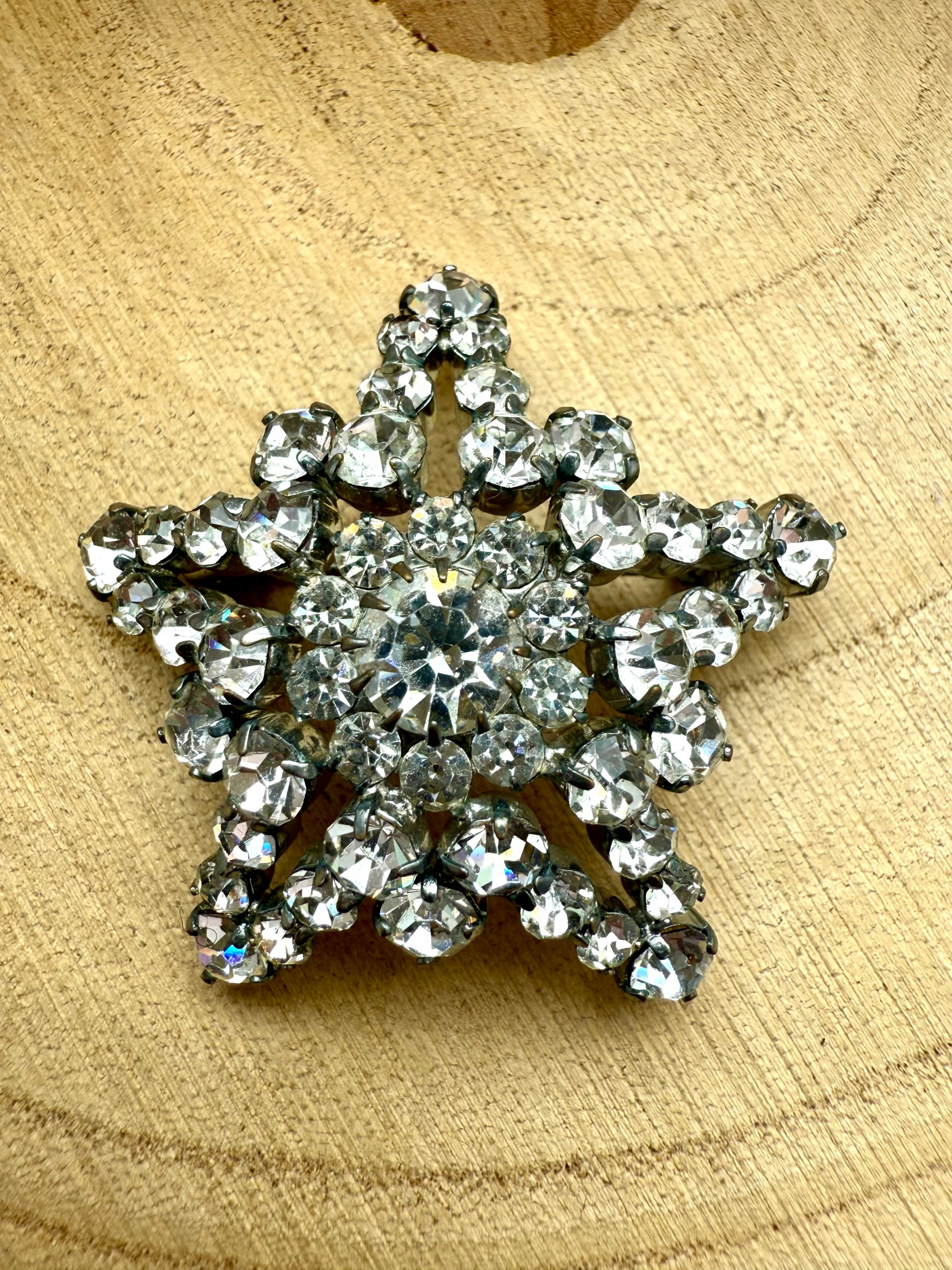 Stara broszka Vintage kryształy