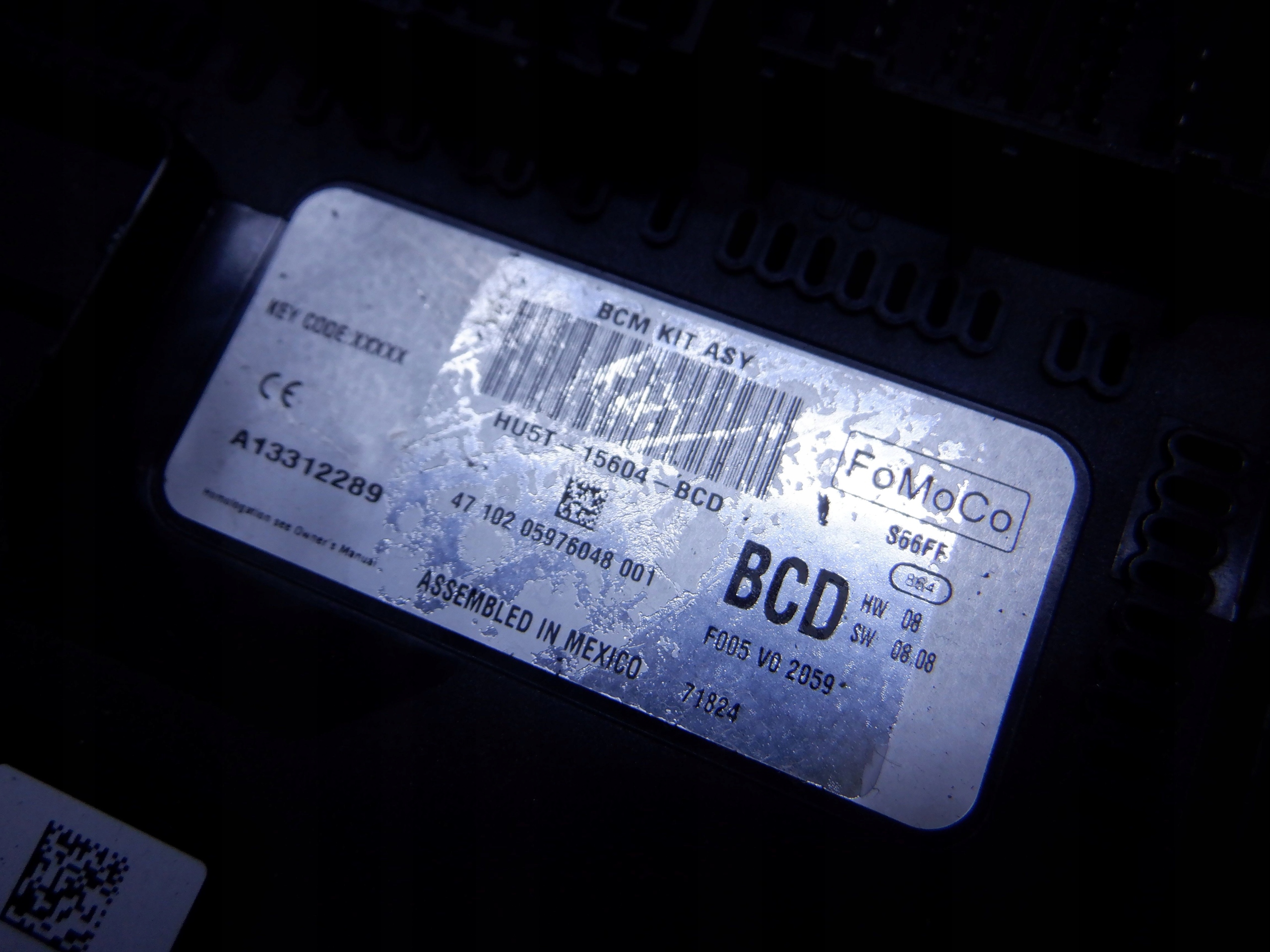 HU5T-15604-BCD - МОДУЛЬ BCM BSI FORD FIESTA MK8