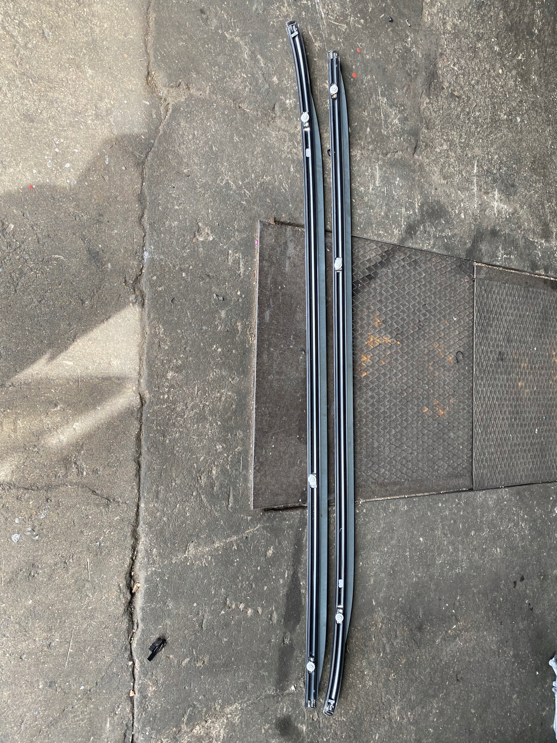 BMW E70 X5 RELINGI DACHOWE CHROM SREBRNE Car type Passenger cars