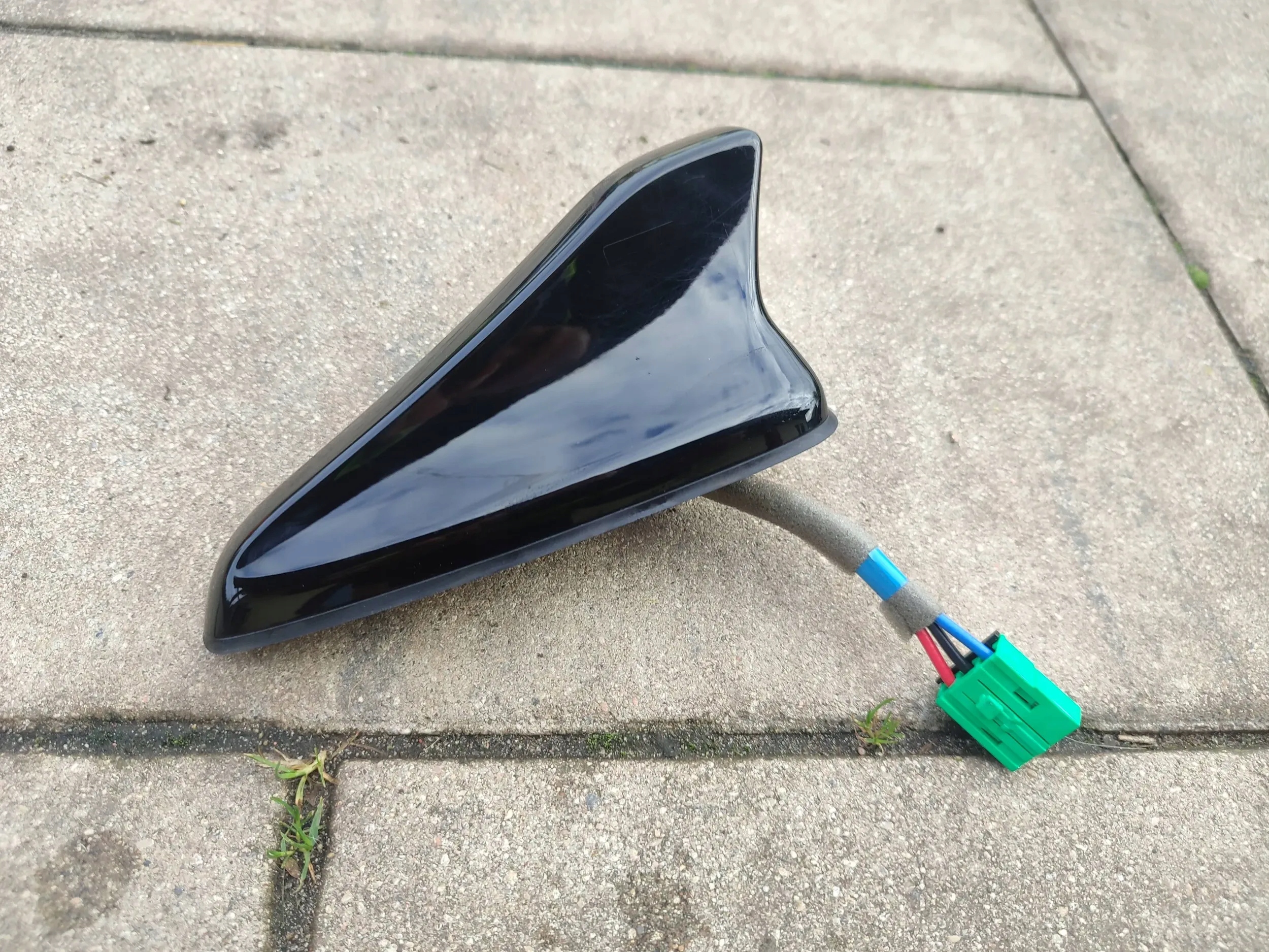 антенна на крышу kia STONIC 23r