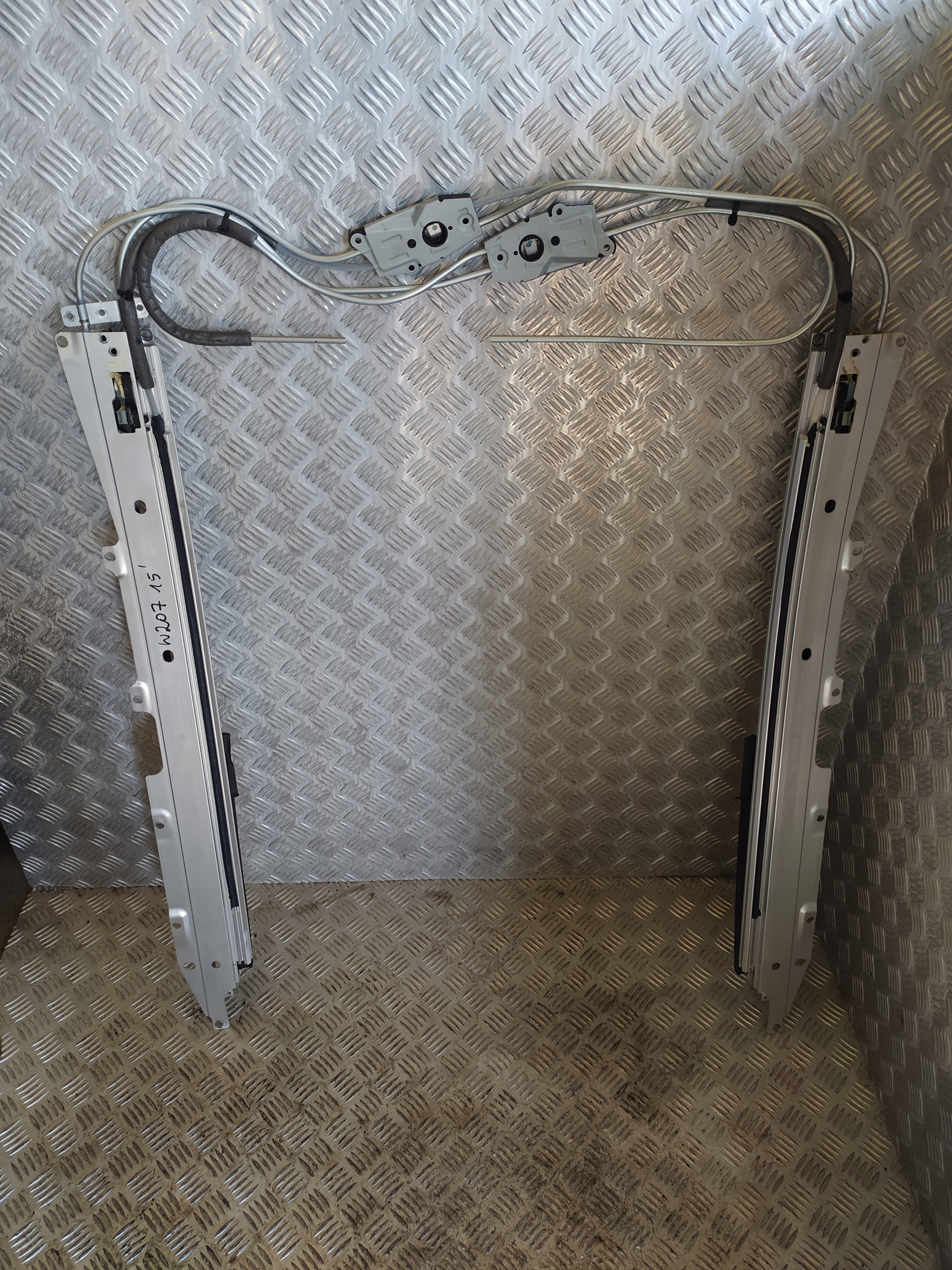 MERCEDES W207 SZYBERDACH MECHANIZM