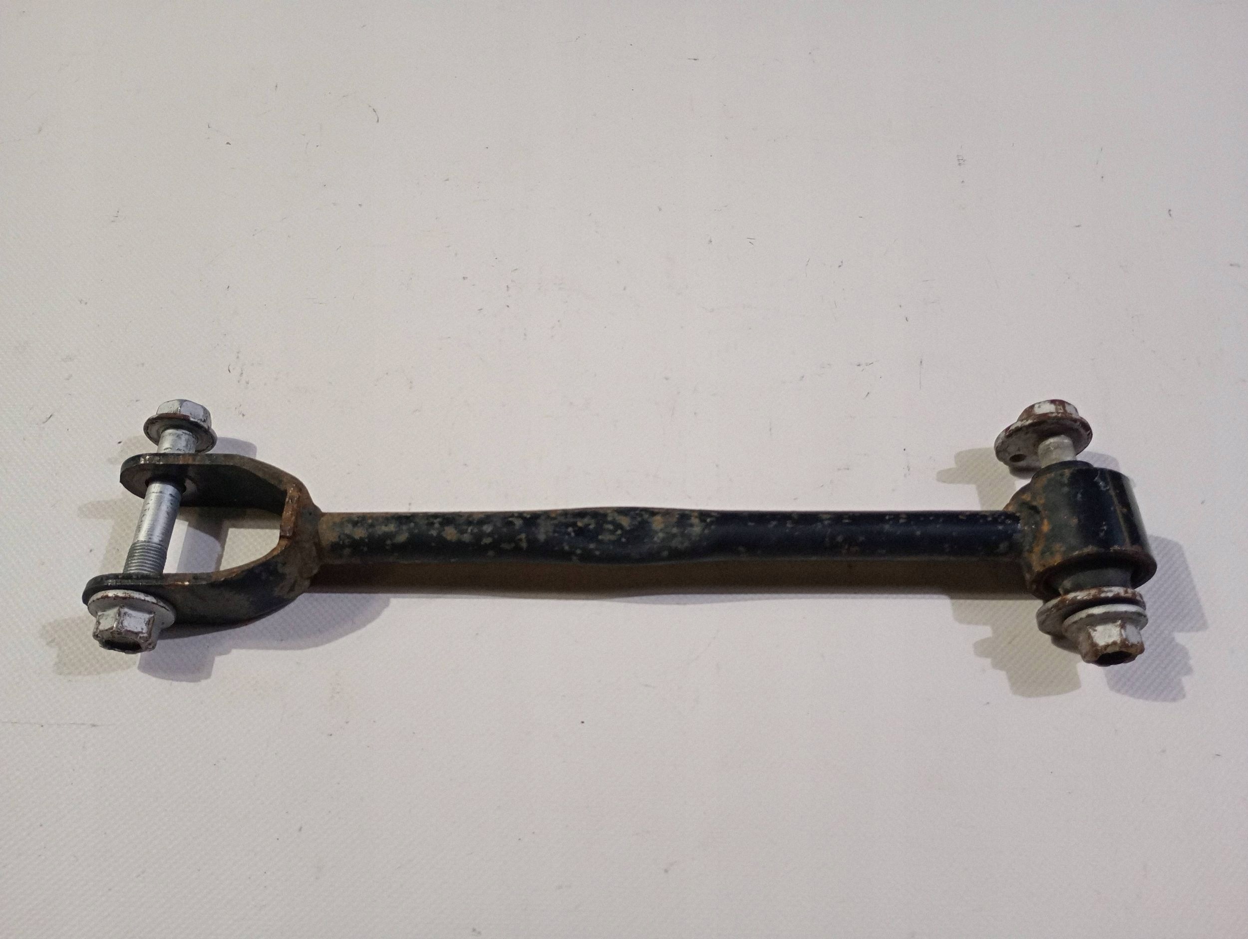 arm rear part rear right left Nissan 370Z 2009