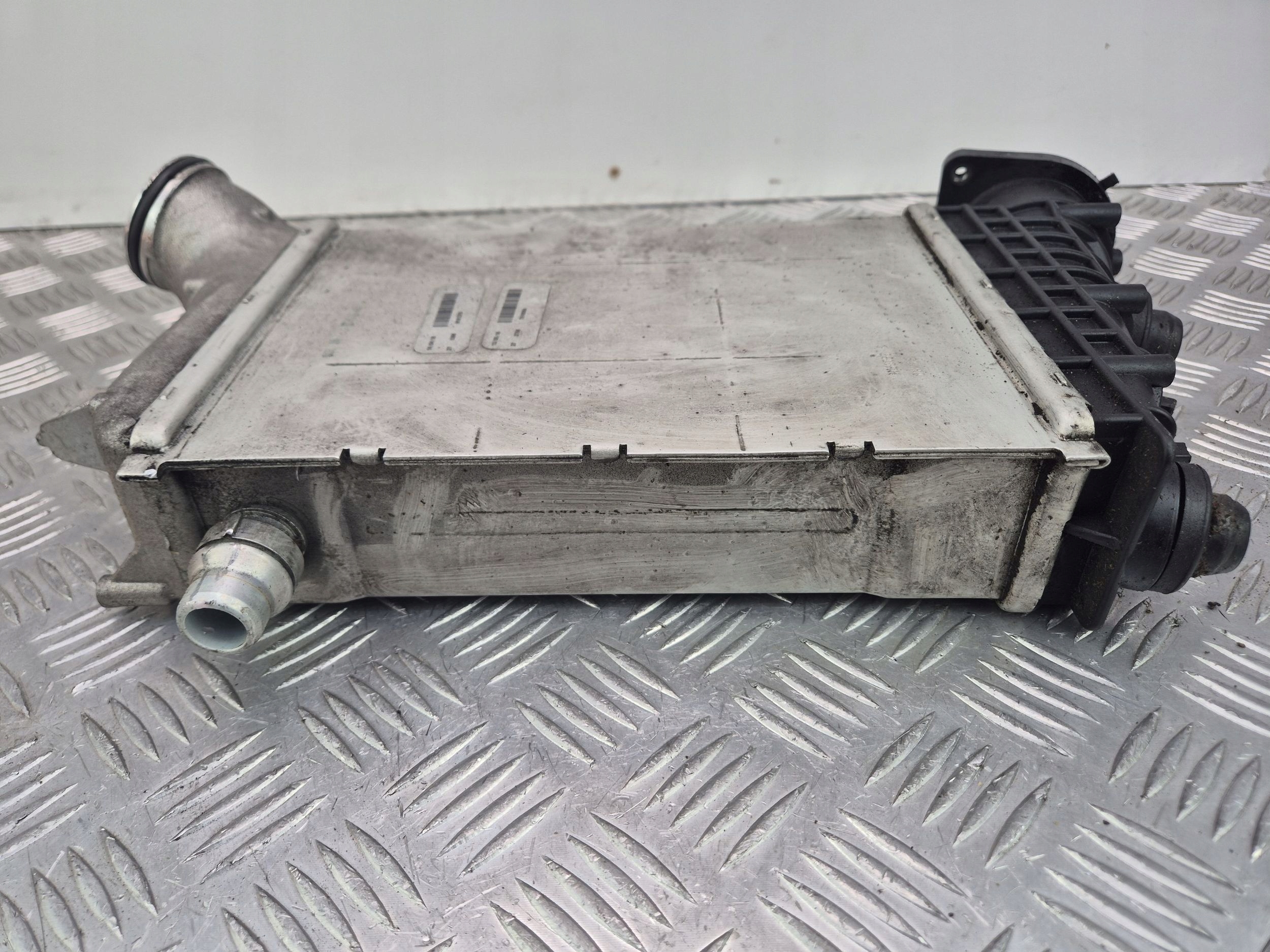 Mercedes E350d W213 Intercooler A6420900414
