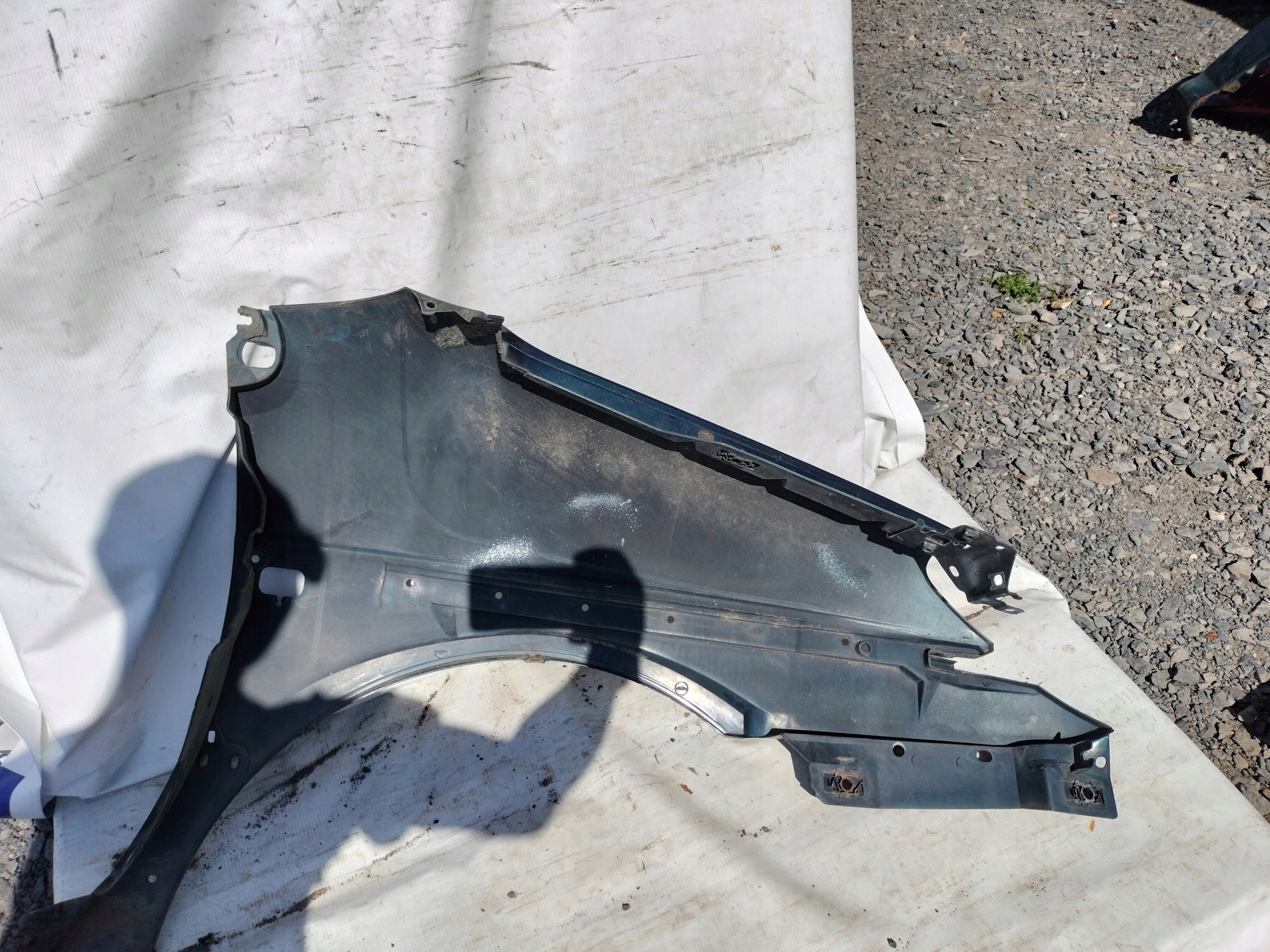 RENAULT SCENIC et RX4 aile gauche vert