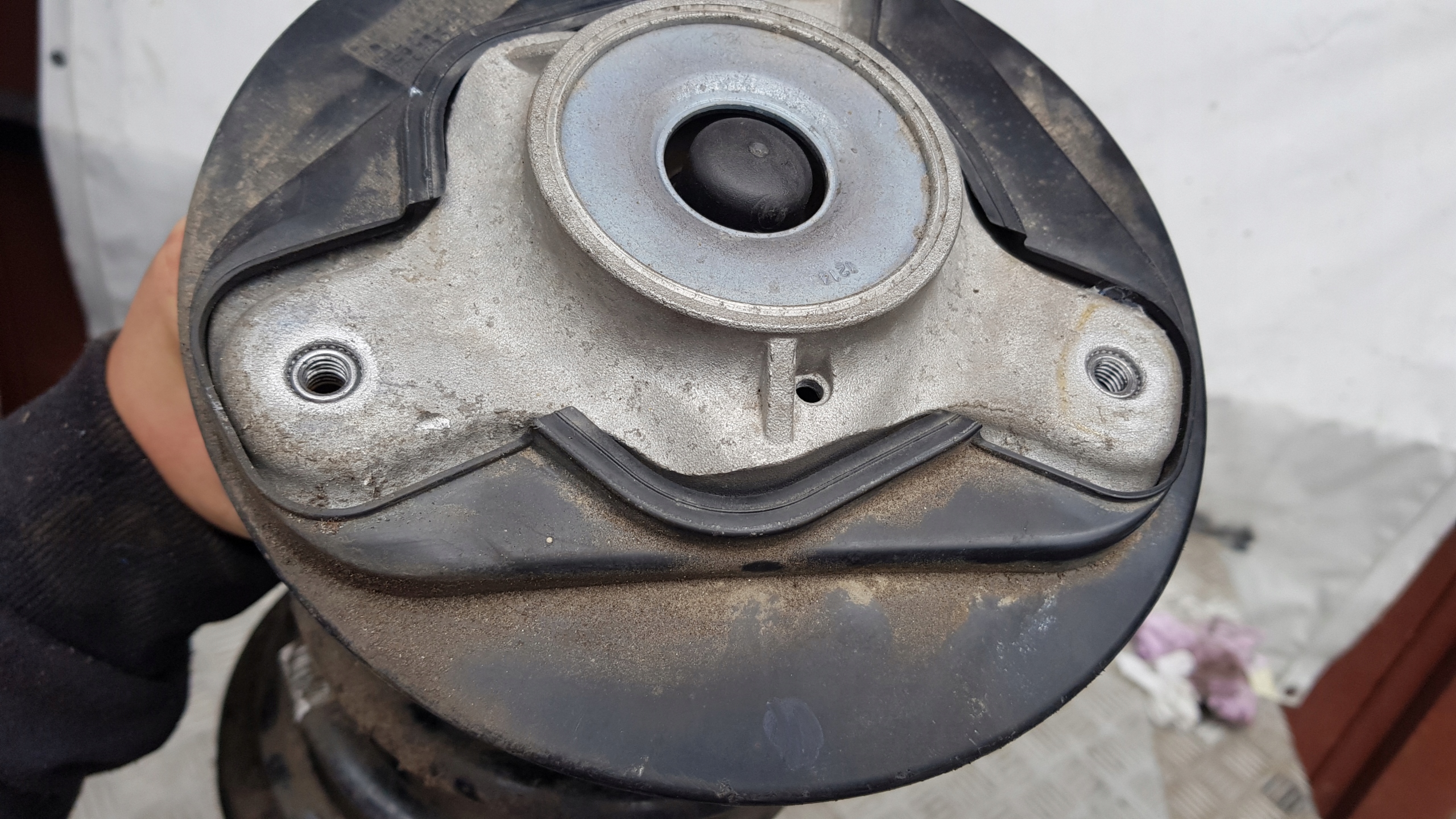 MERCEDES W212 2.2 CDI shock absorber left right front spring