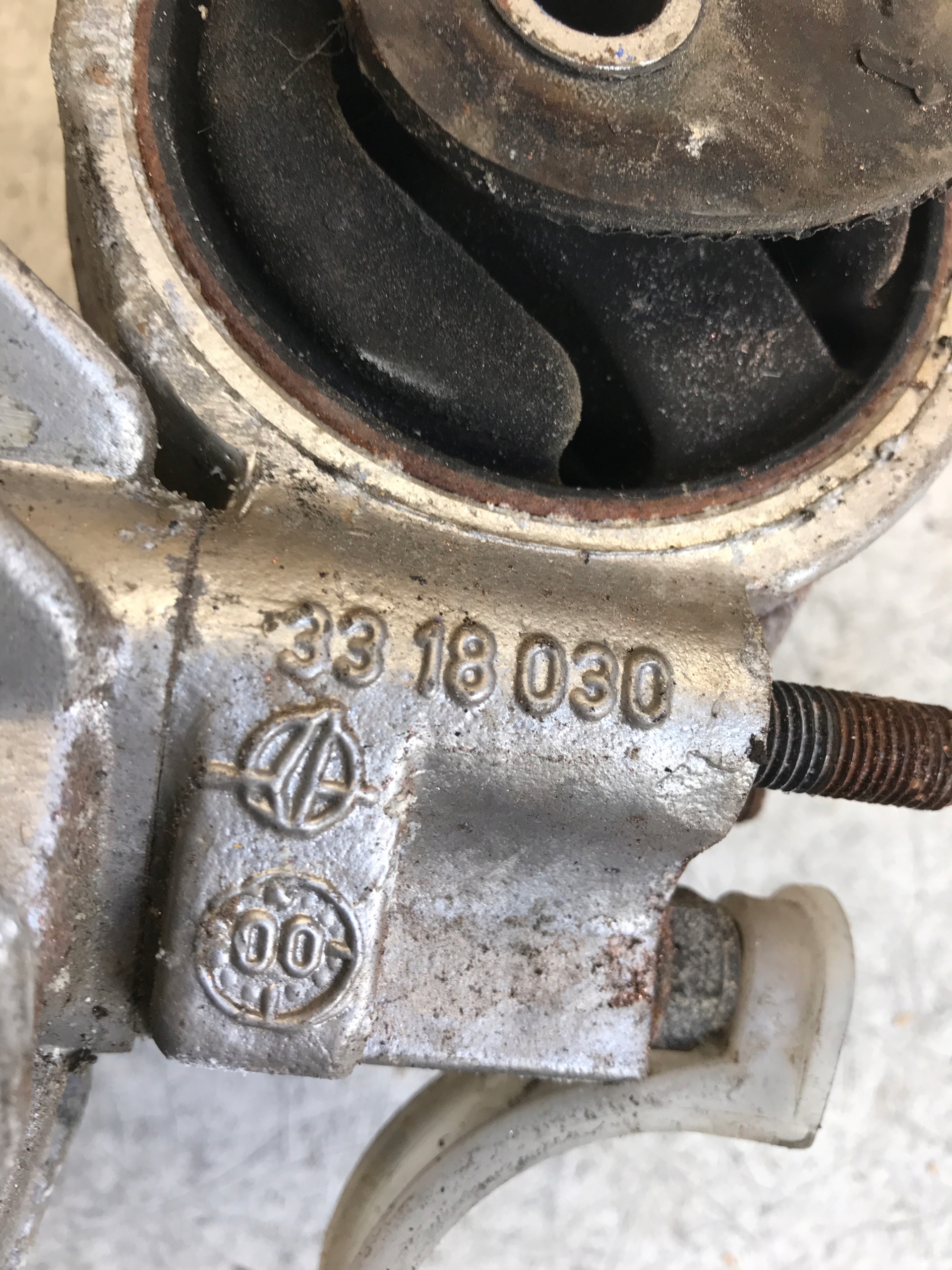 airbag engine mount VOLVO V40 3318030