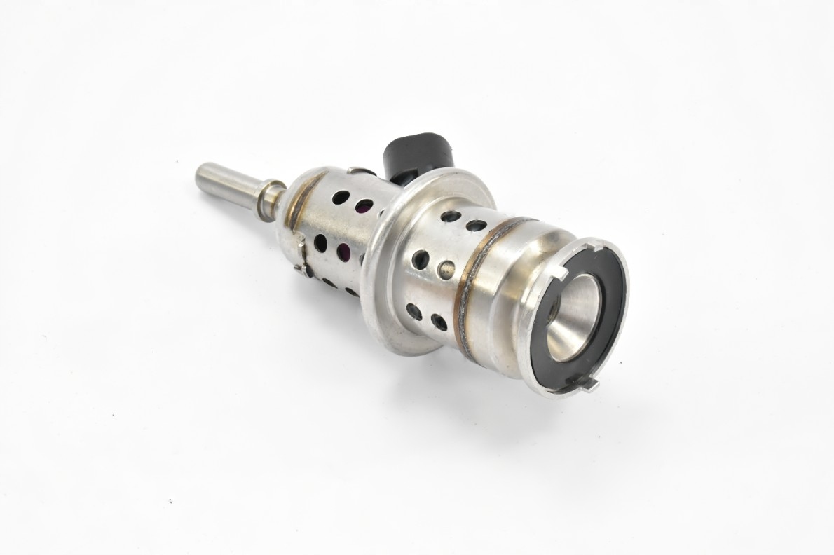 WTRYSKIWACZ WTRYSK ZAWÓR ADBLUE 32203677 VOLVO V60 II S60 MK2 2.0 DIESEL D4 Stan opakowania oryginalne