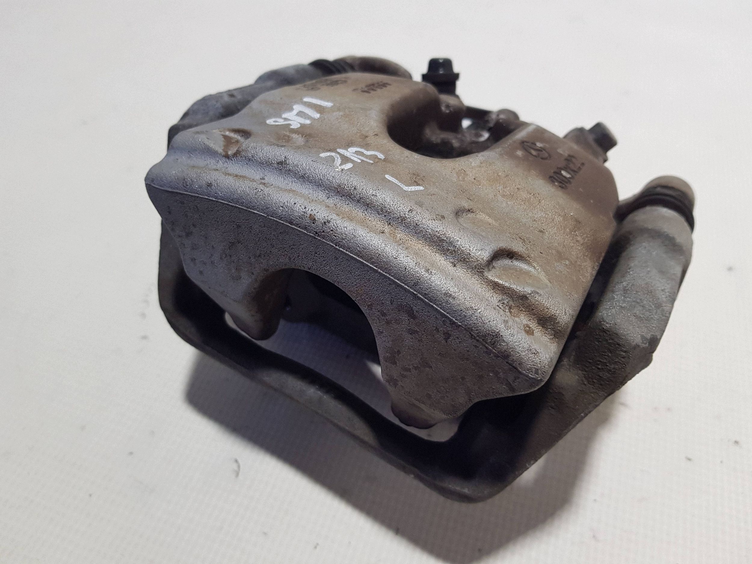 MERCEDES W213 caliper left rear part rear