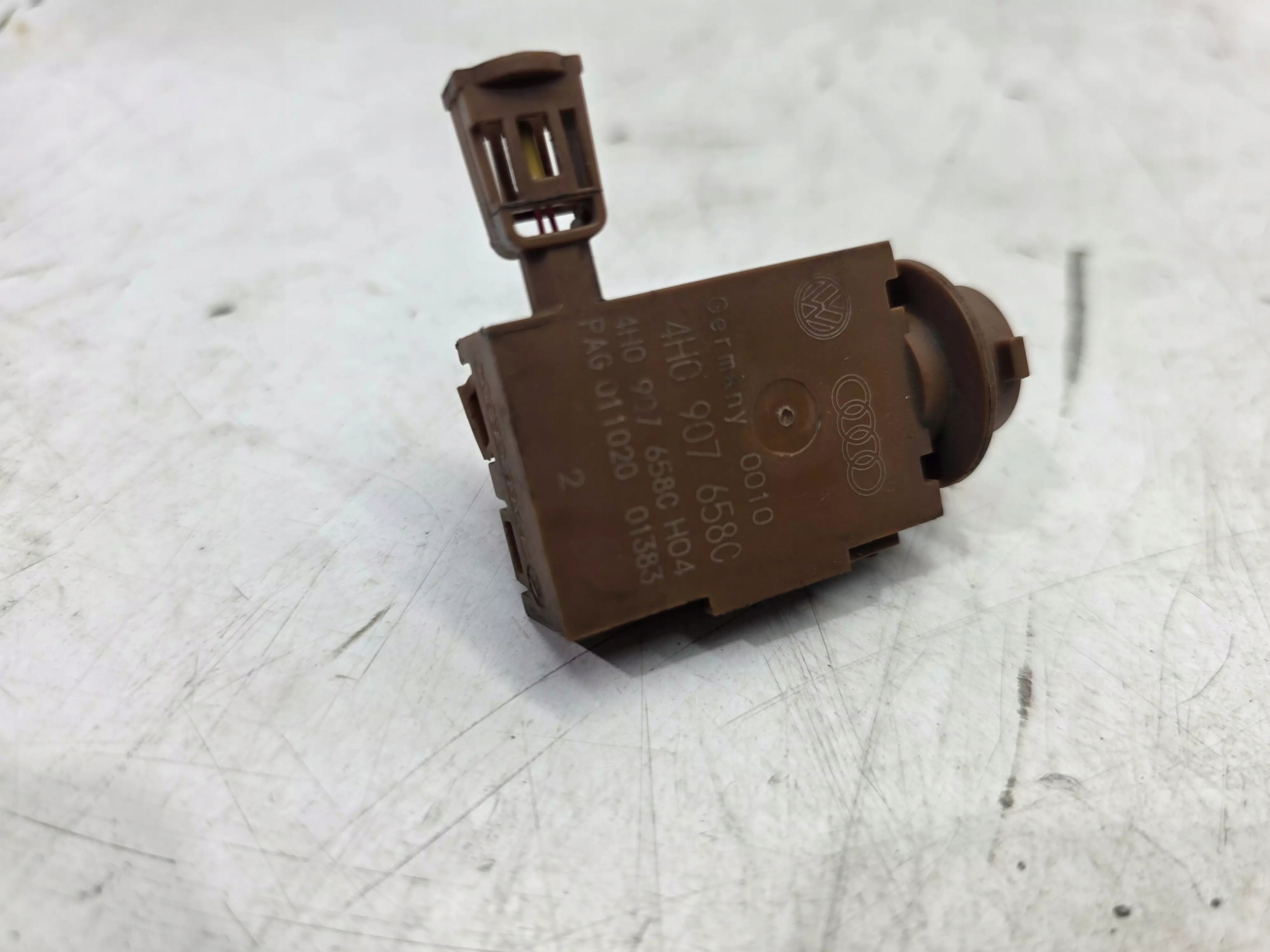 Sensor JAKOSCI luft AUDI A6 A7 A8 4H0907658C