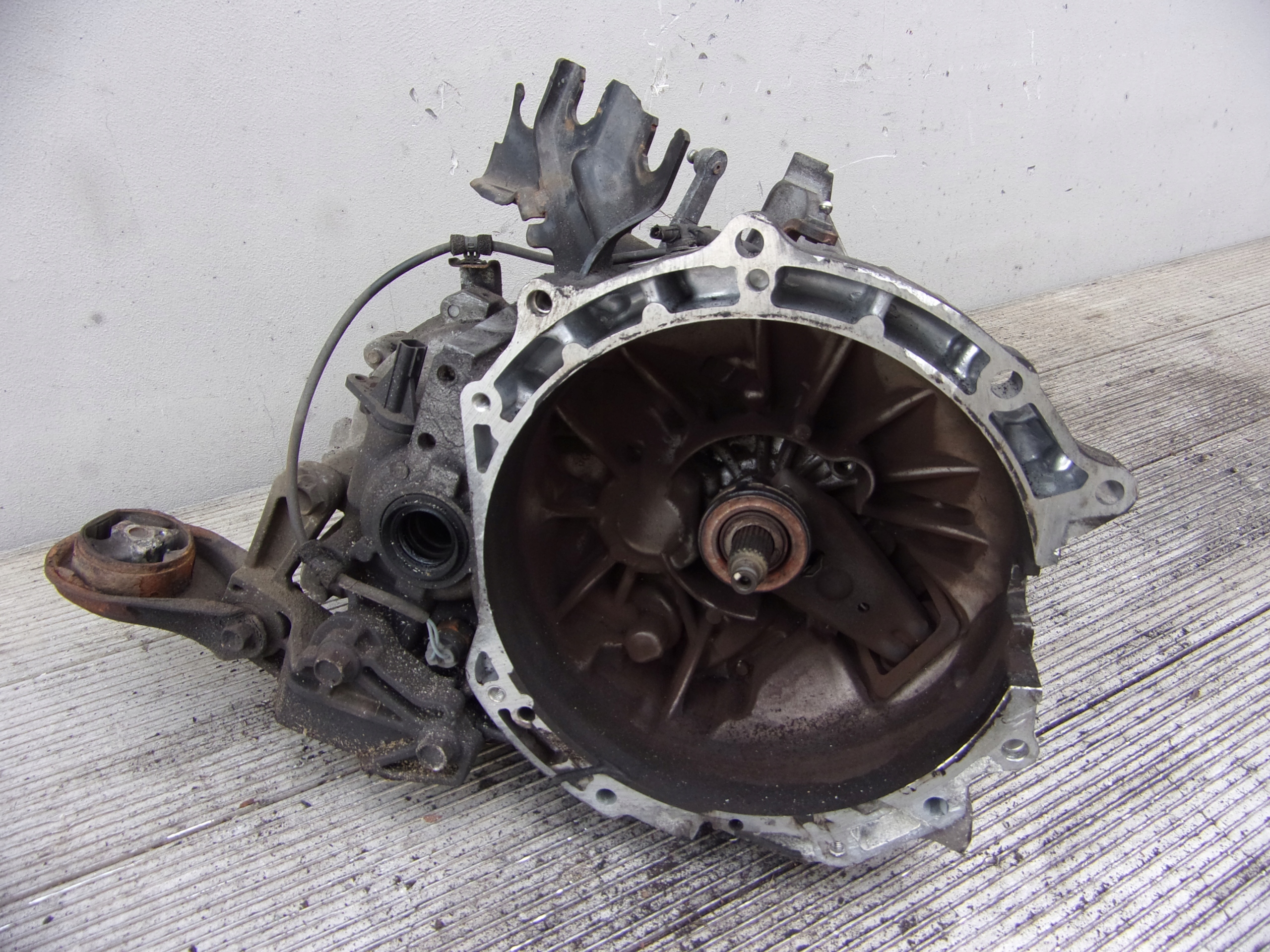 gearbox, manual MAZDA 5 2.0 B