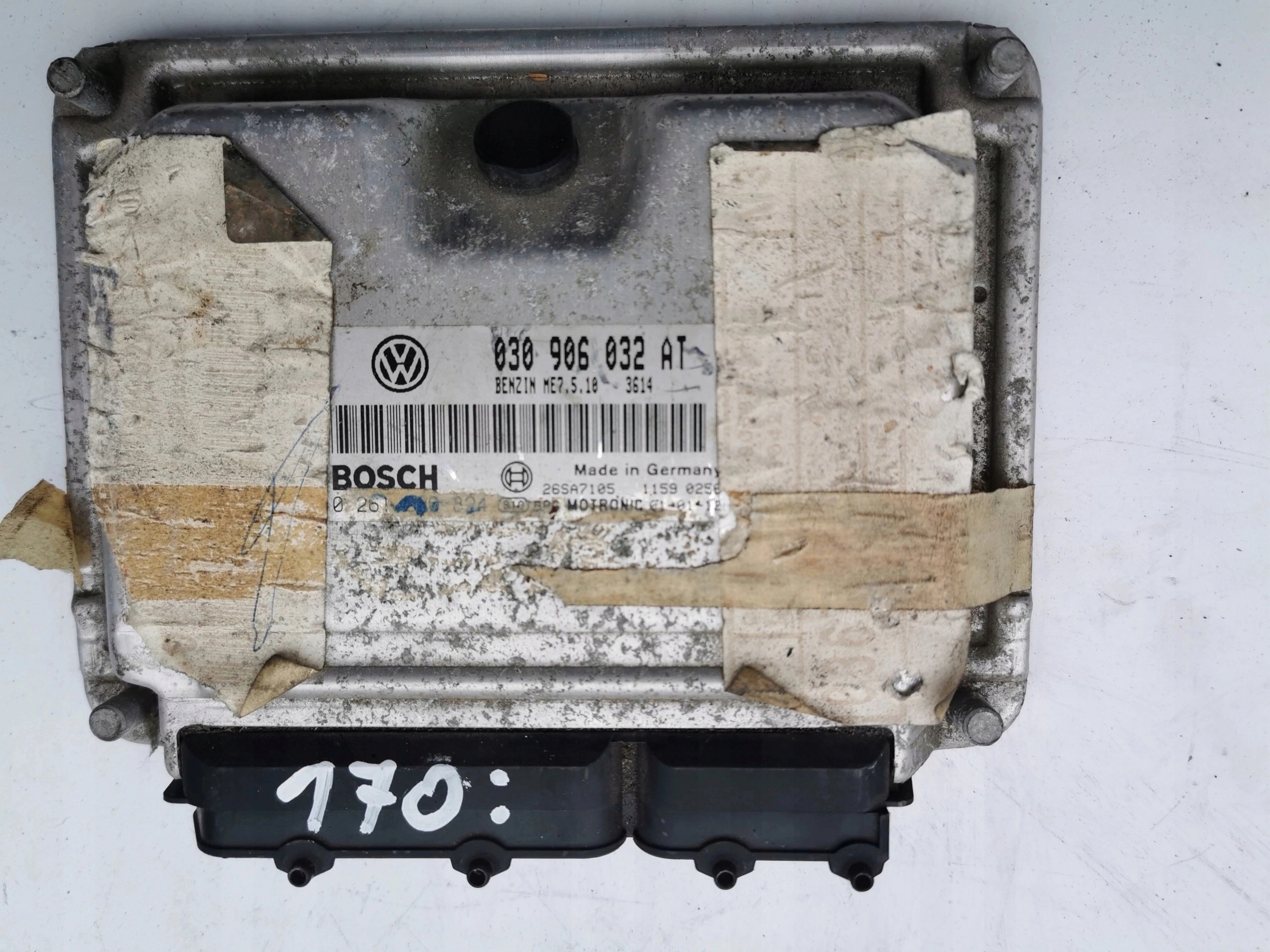 SEAT AROSA 1.4B 0261206824 030906032AT computer EC