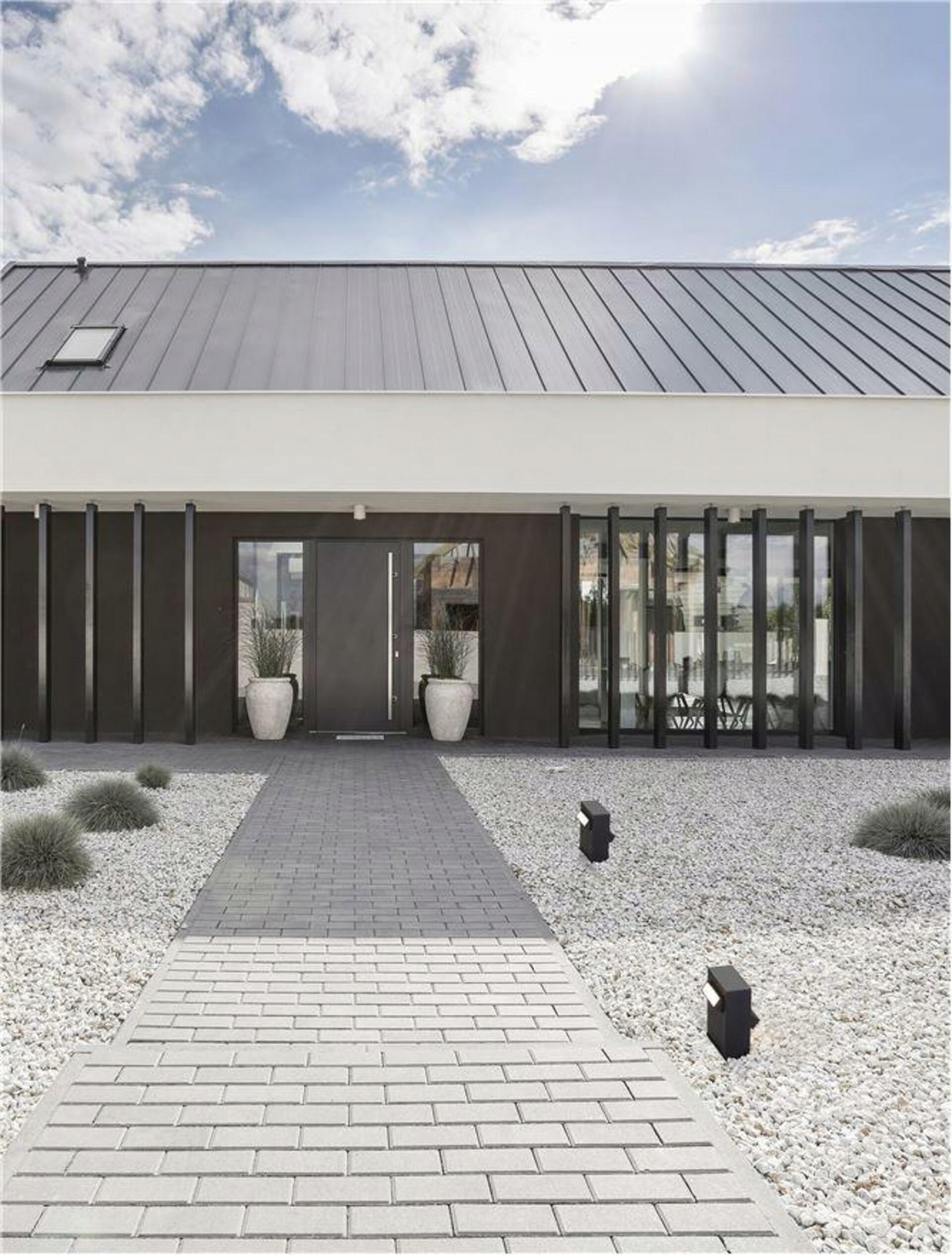 Nova Luce vonkajšie stĺpové svietidlo Zelda čierny hliník a akrylový difúzor