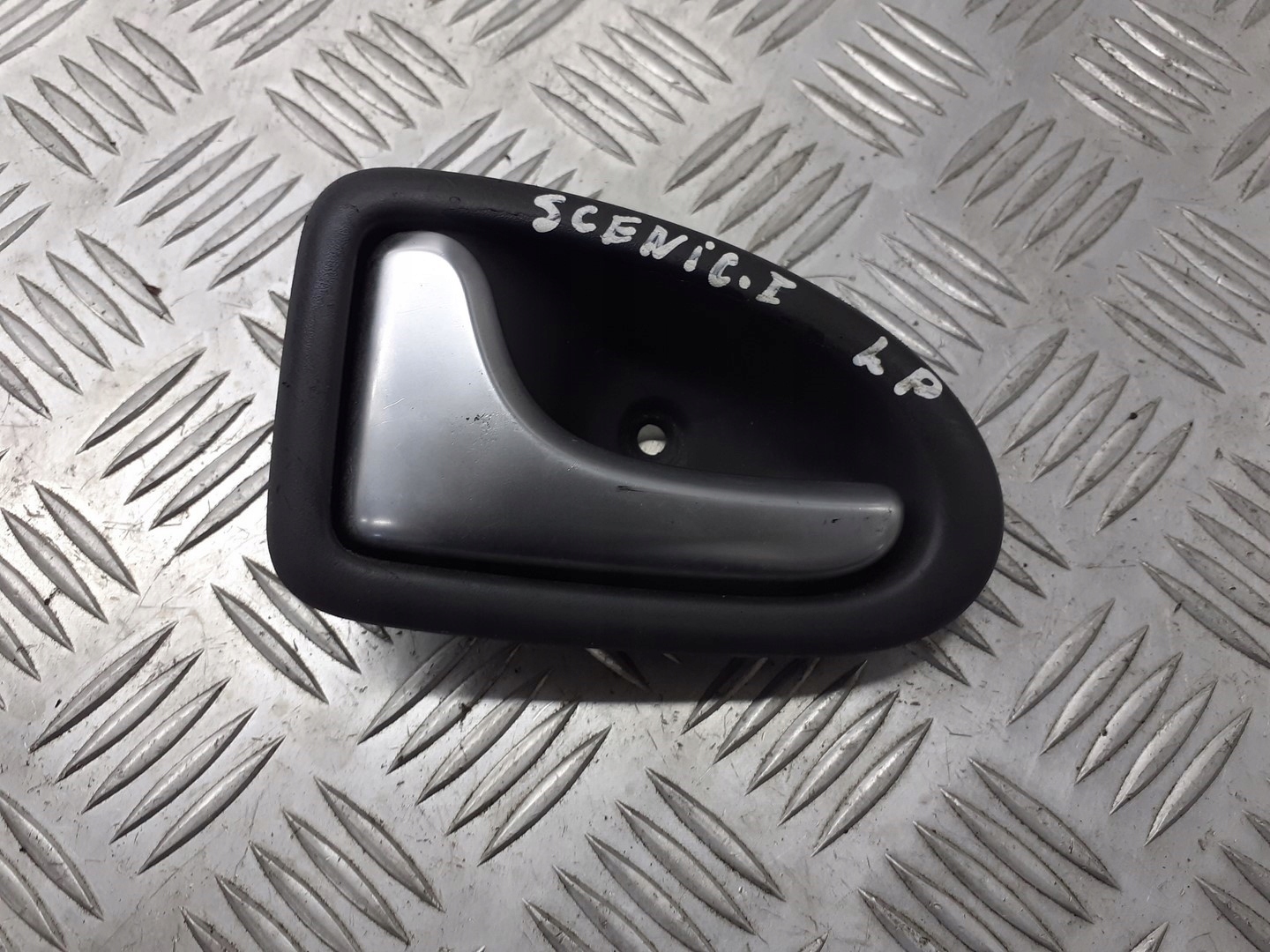 KLAMKA LEWA PRZEDNIA WEWNĘTRZNA RENAULT SCENIC I