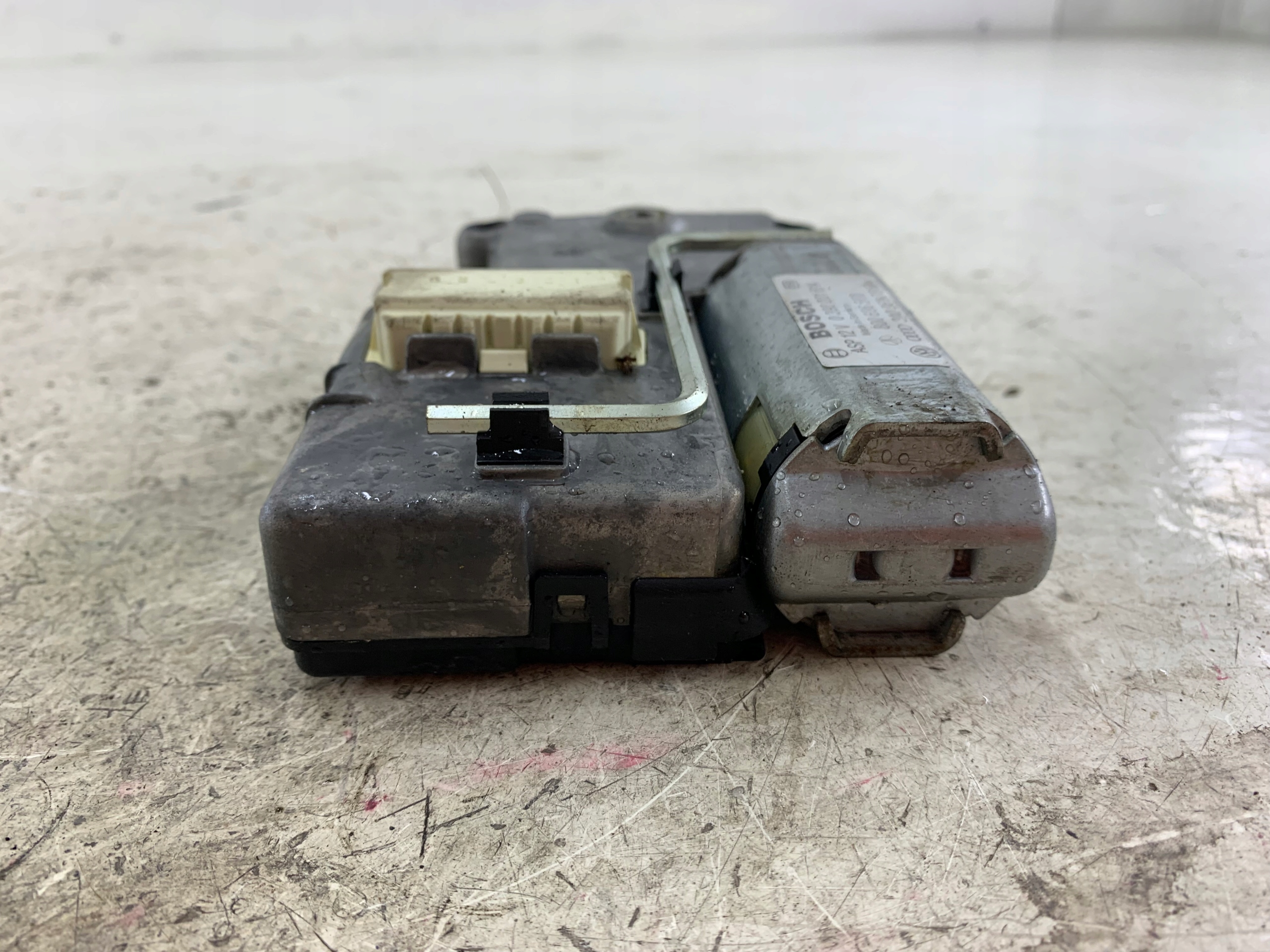 VW GOLF III VENTO motor schiebedach 3A0959731B