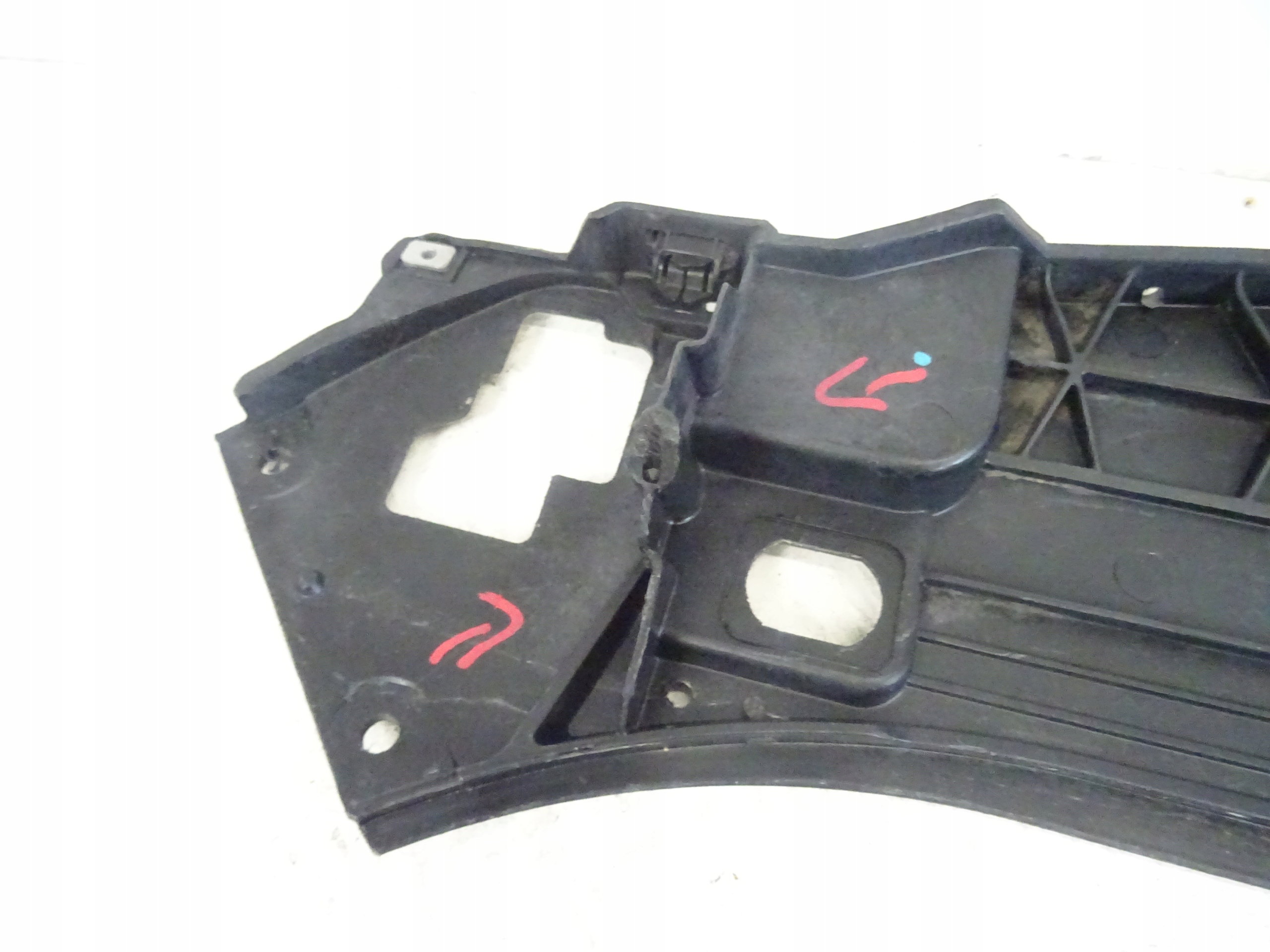 support panel for radiators pillar upper MERCEDES S-KLASA W222 A2226223800