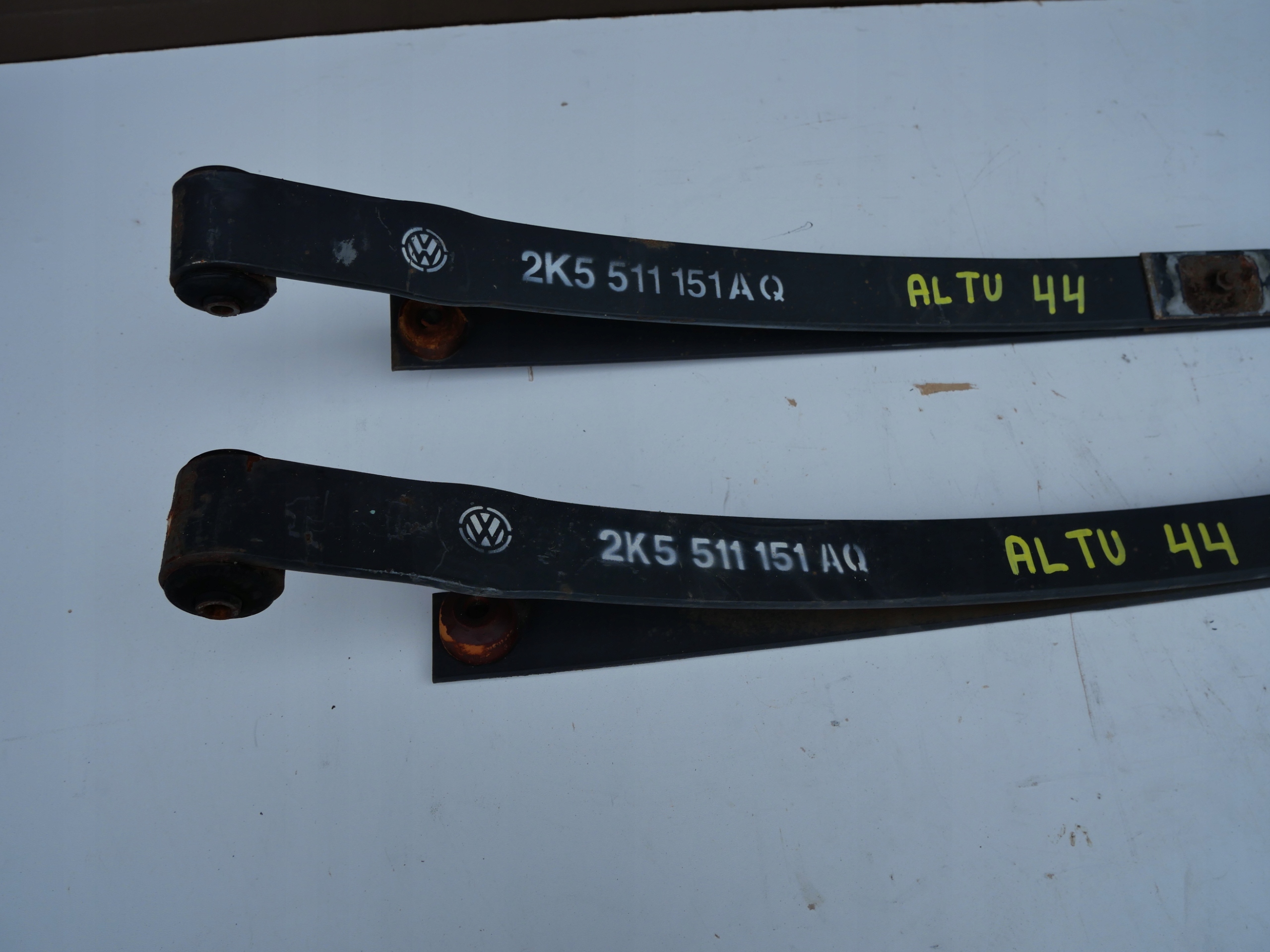 VW CADDY 2K5 2K5511151AQ RESOR RESORY