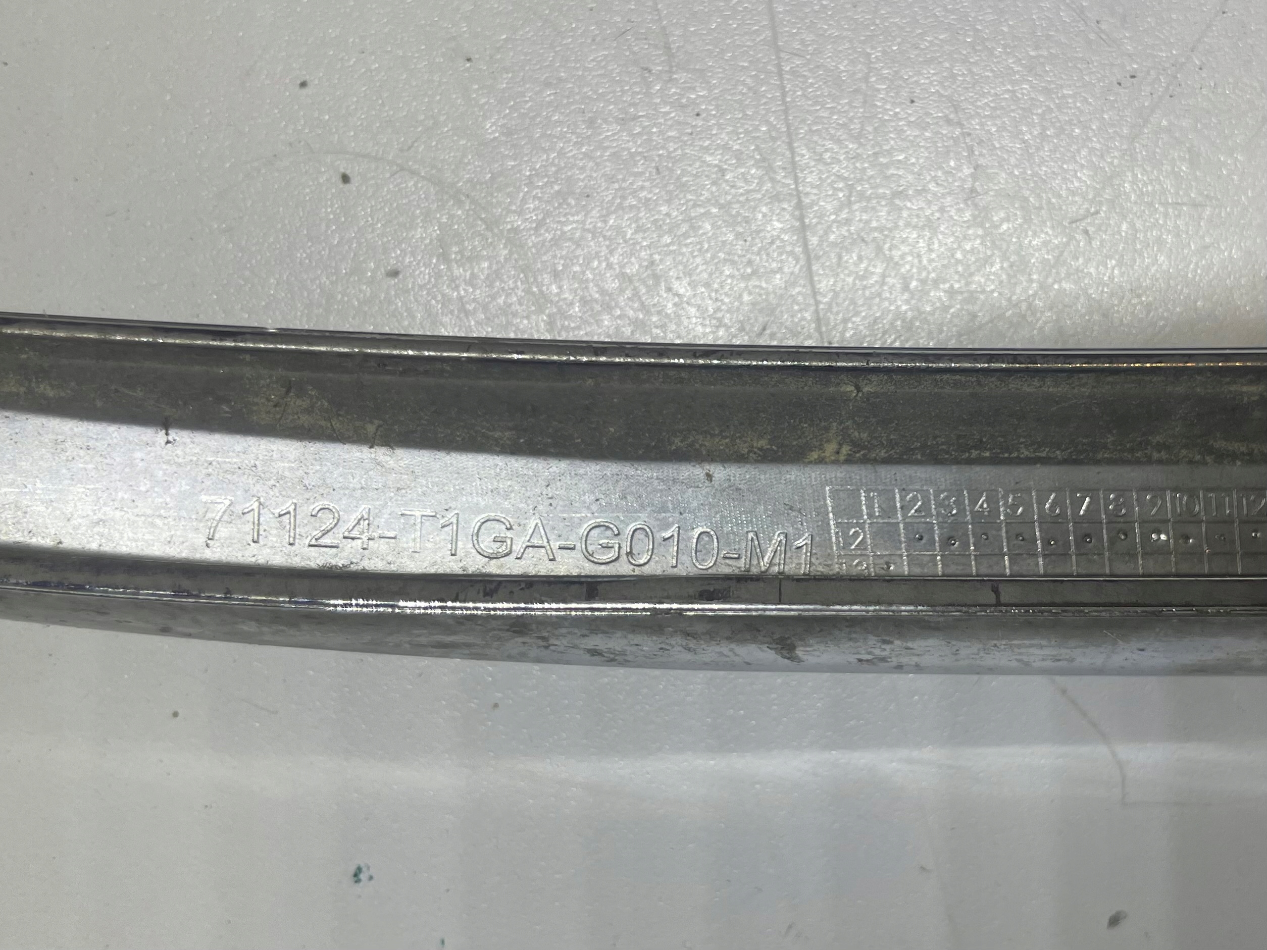 CHROM GRILLA HONDA CRV CR-V 12- central left ORYG