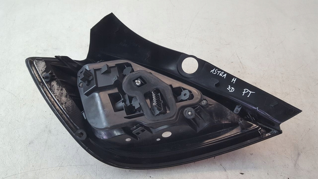 light rear part rear right Opel Astra H 3D