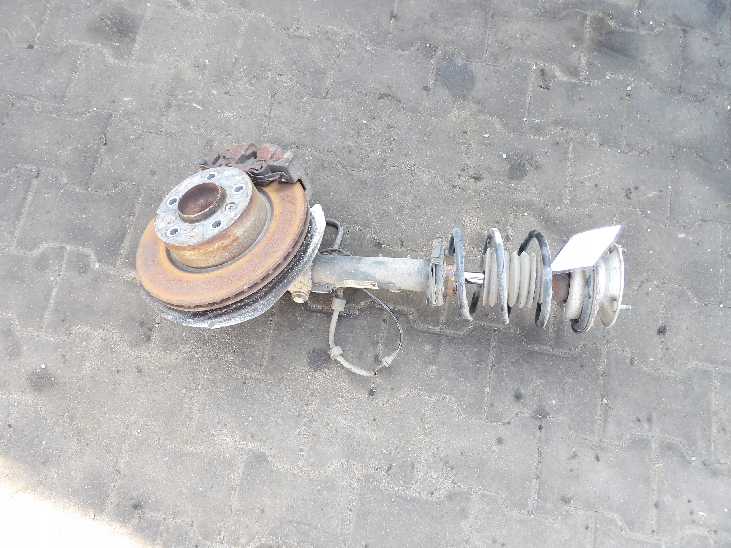 BMW 120d E87 McPherson sususpension front right