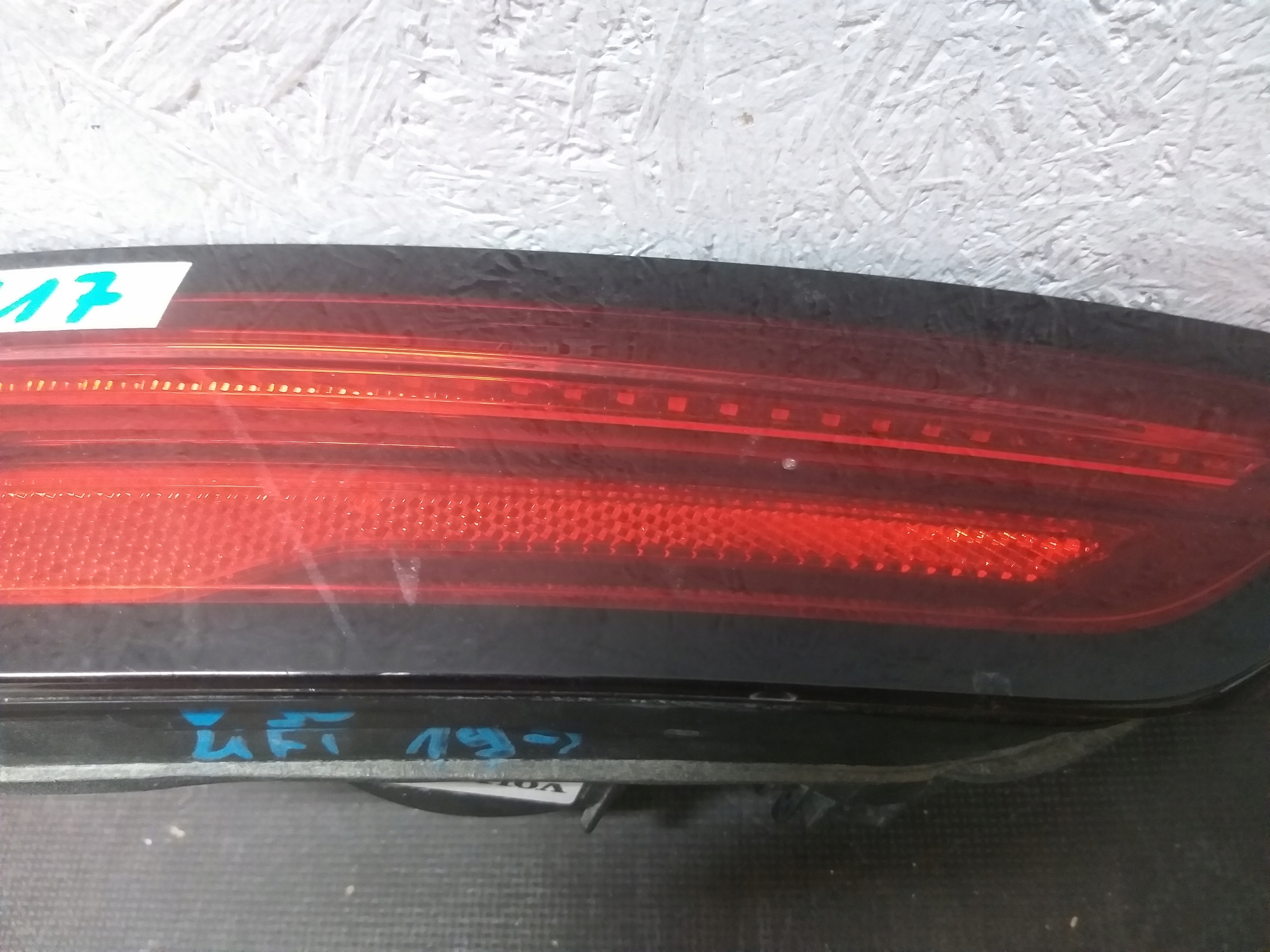 light rear part left VOLVO V90 LIFT LED 19- 32337135