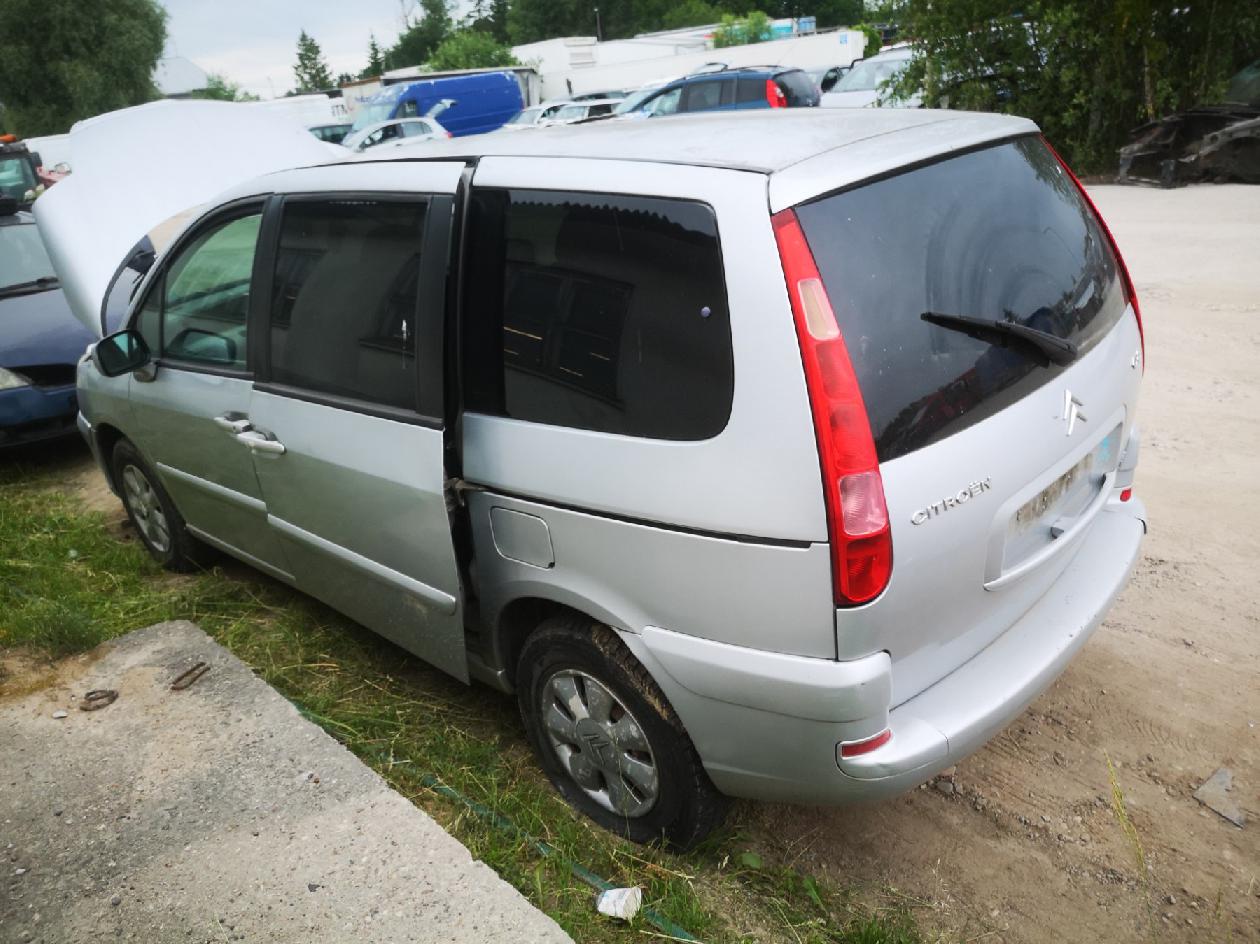 CITROEN C8 генератор 2002 2.0л