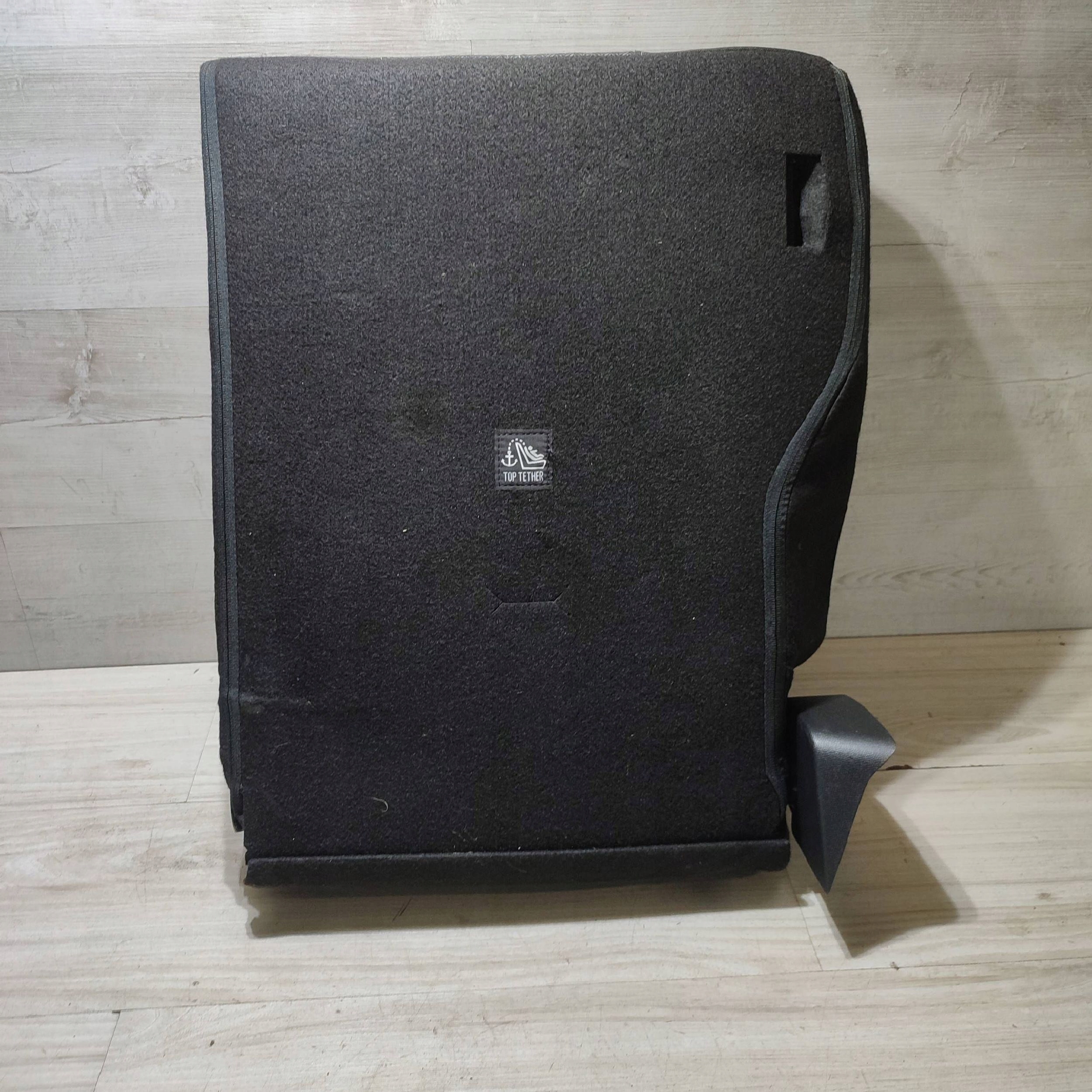 oparcie kanapy rear part side right Opel Corsa F