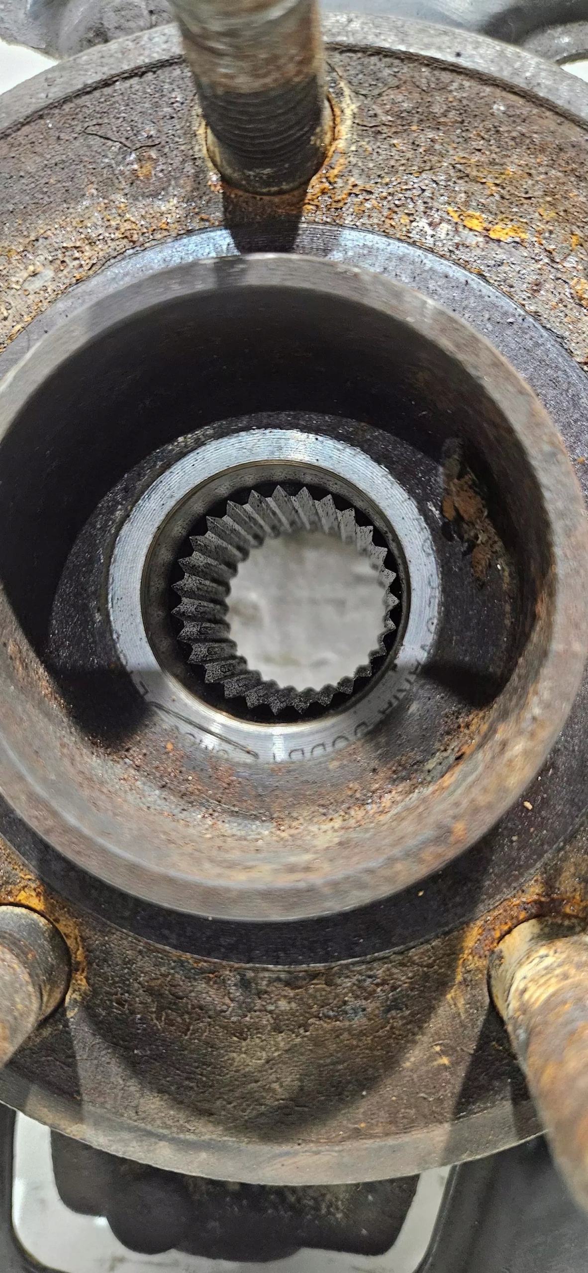 otoč čepu levý předek FORD S-MAX MK2 14- 2.0