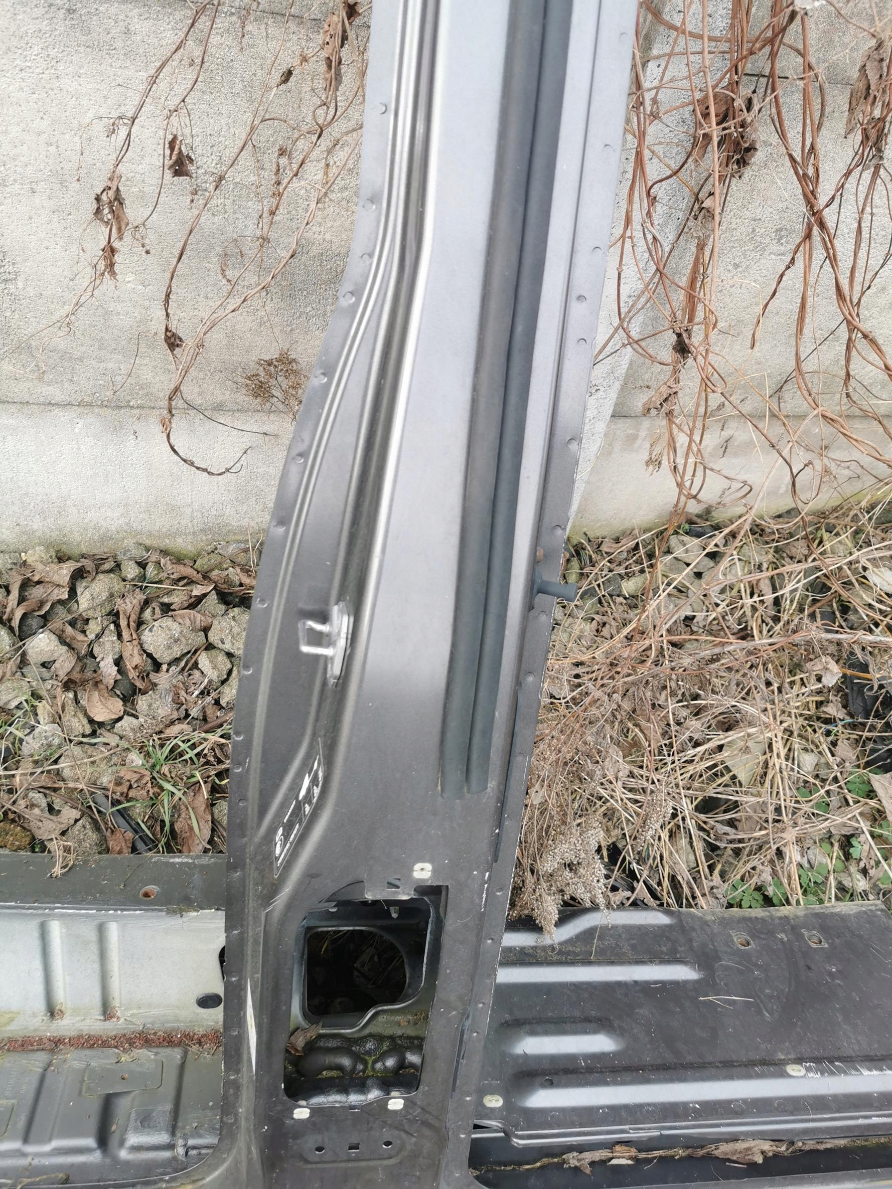pillar threshold left FORD CUSTOM and LIFT 18-23
