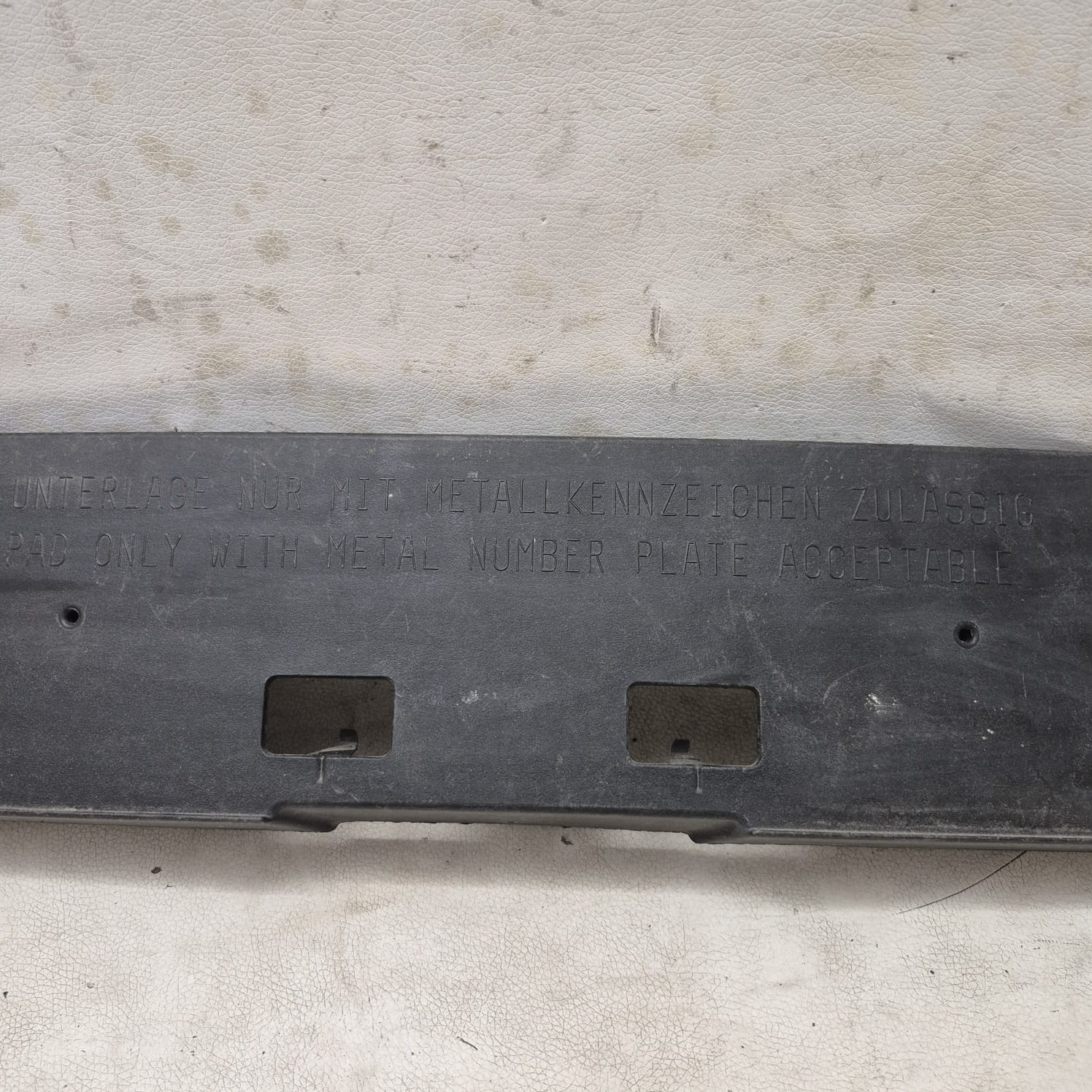 BMW 8 G14 G15 18-26 frame holder holder signs