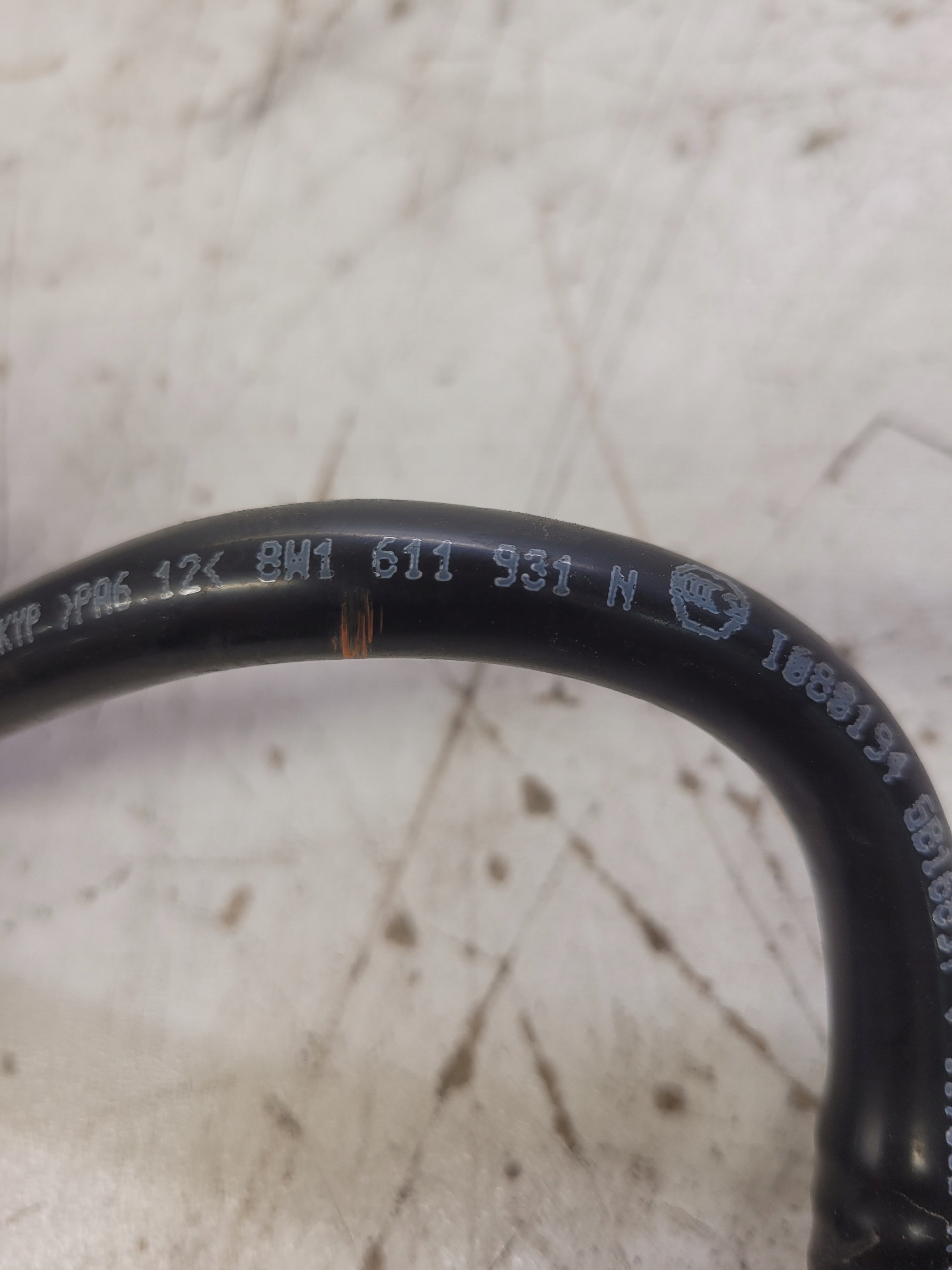 prijenos cijevčica serva AUDI A4 B9 A5 8W 8W1611931N