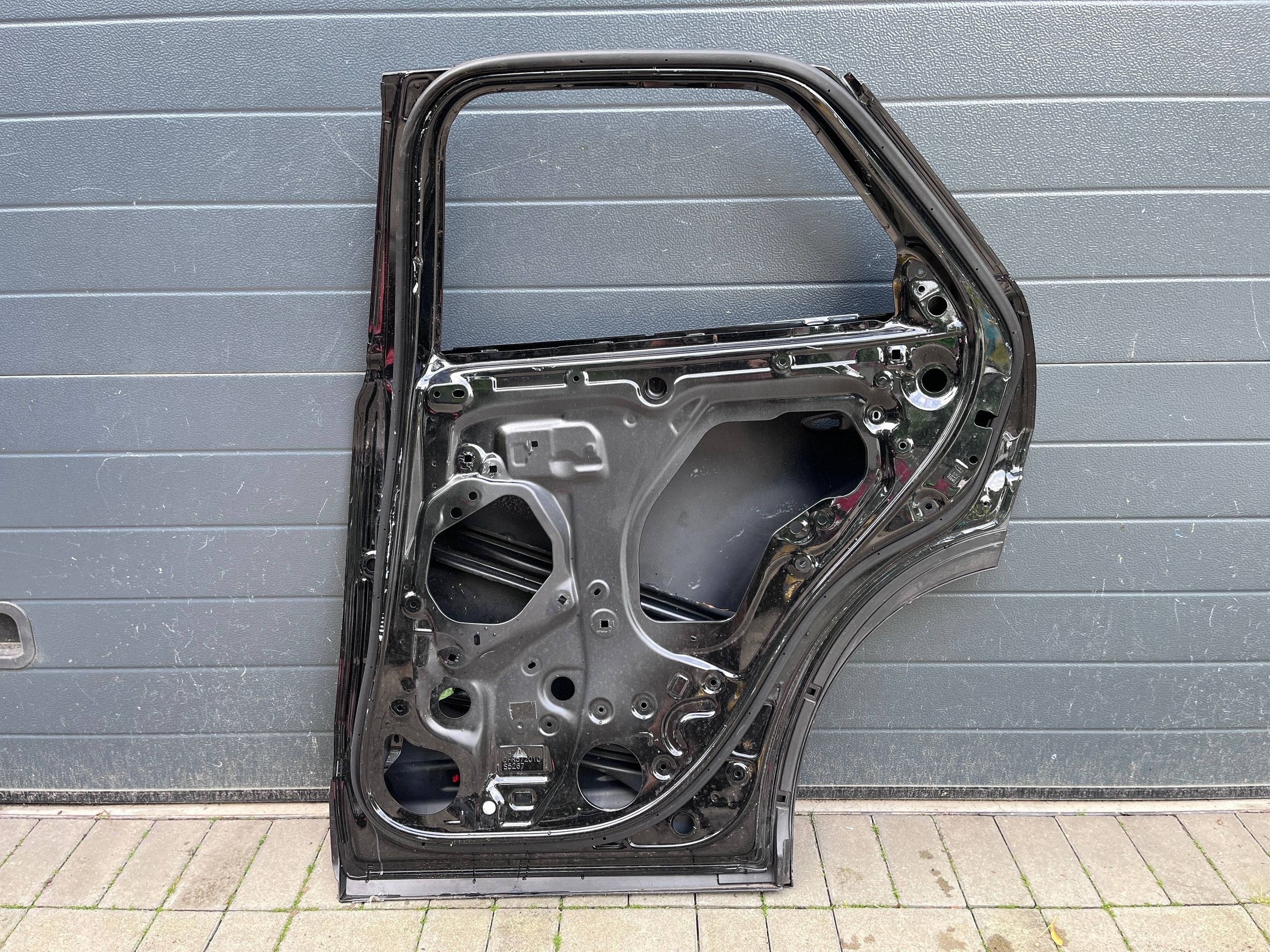 Mazda Cx-30 door rear part right rear. right