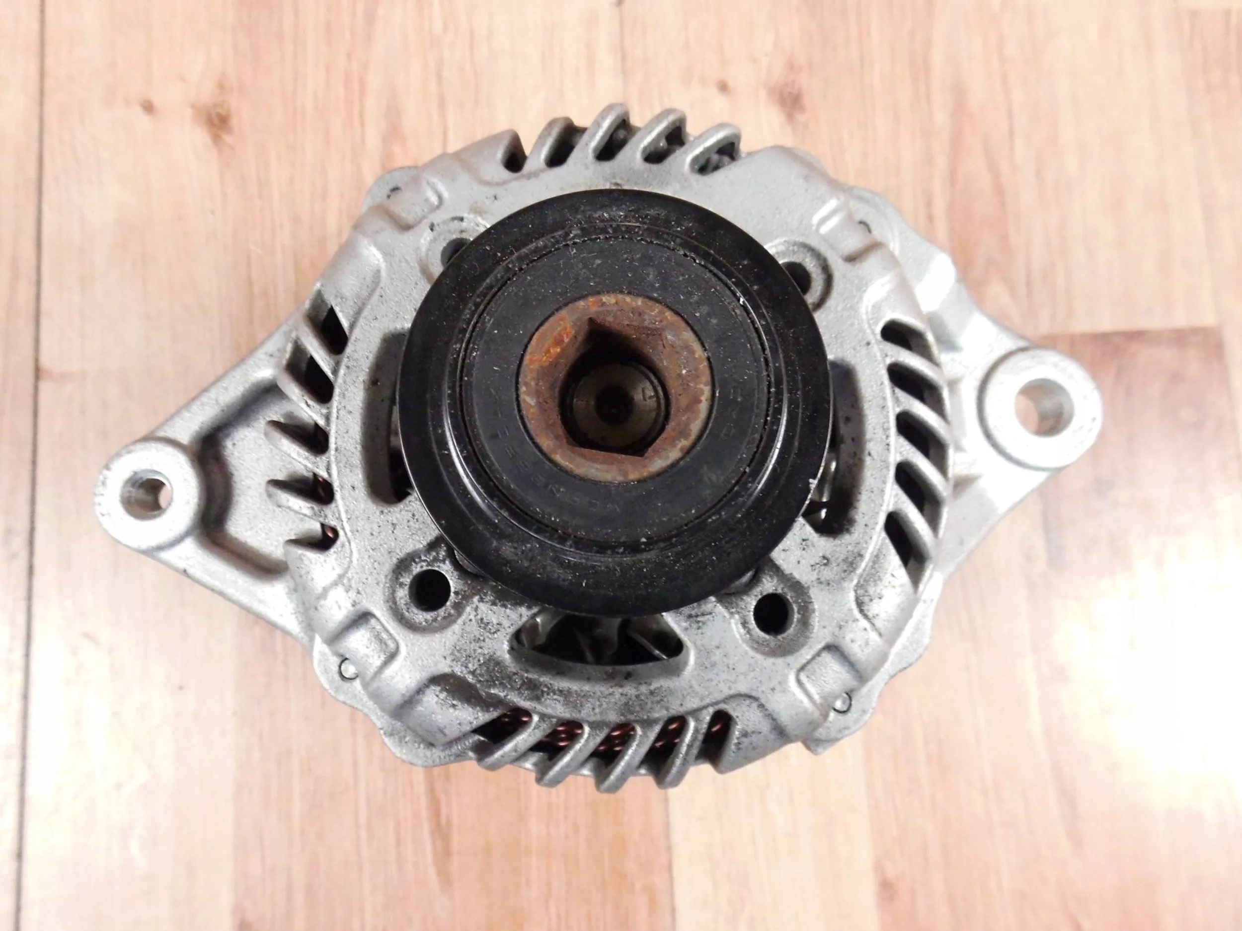 Mitsubishi Eclipse Cross 1.5 alternator 1800A500