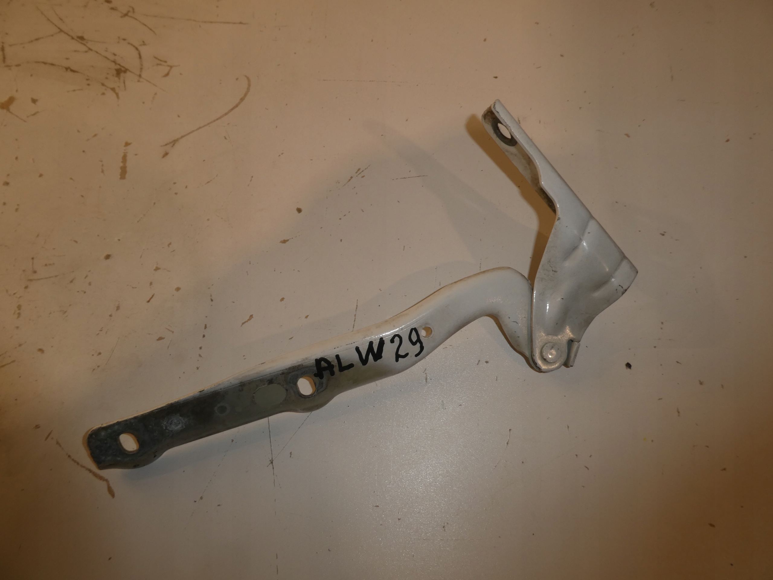 hinge bonnets right 1K8823302D VW SCIROCCO