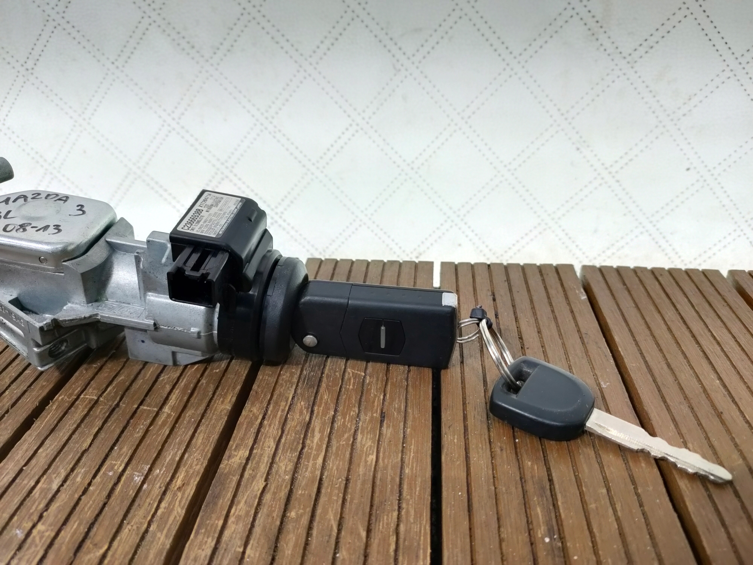 MAZDA 3 BL 09-13 ignition Z KLUCZYKIEM 1X PILOT original OE
