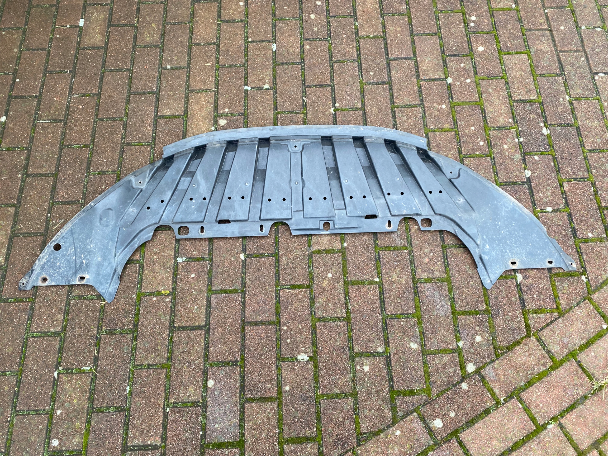 ПЛИТА ЗАЩИТА ПОД БАМПЕР FORD C MAX Mk2 10-15