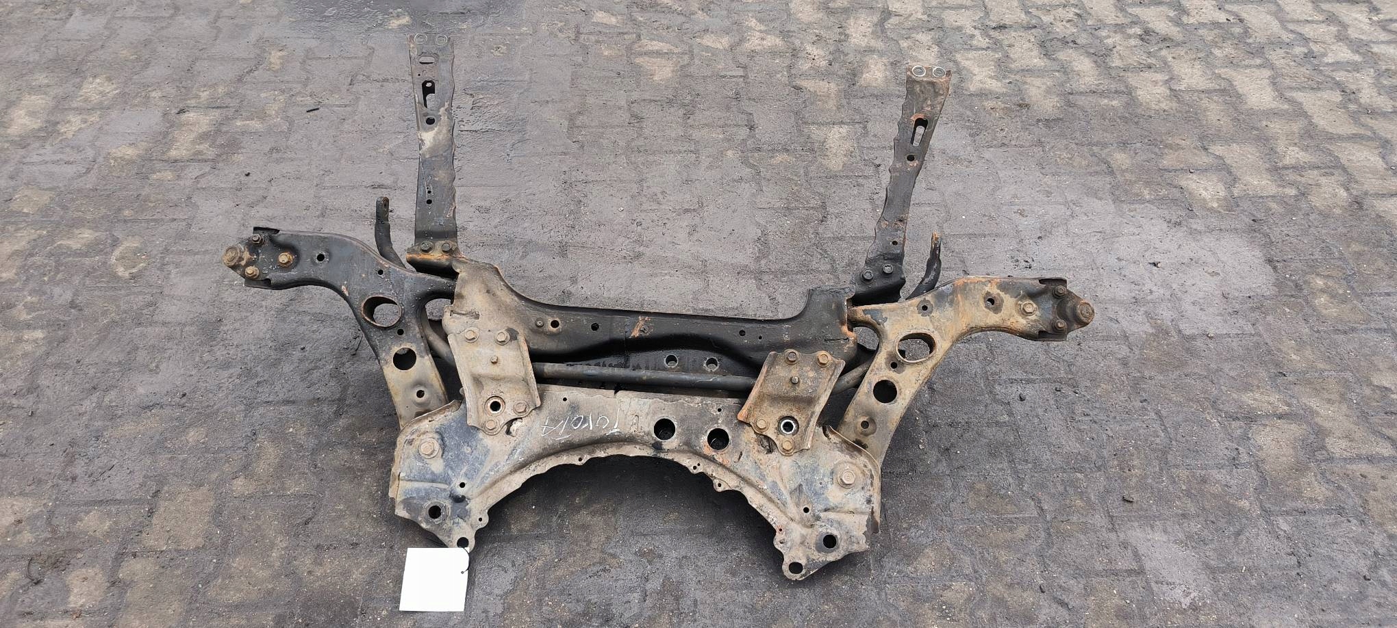 SANKI PRZEDNIE TOYOTA RAV-4 III