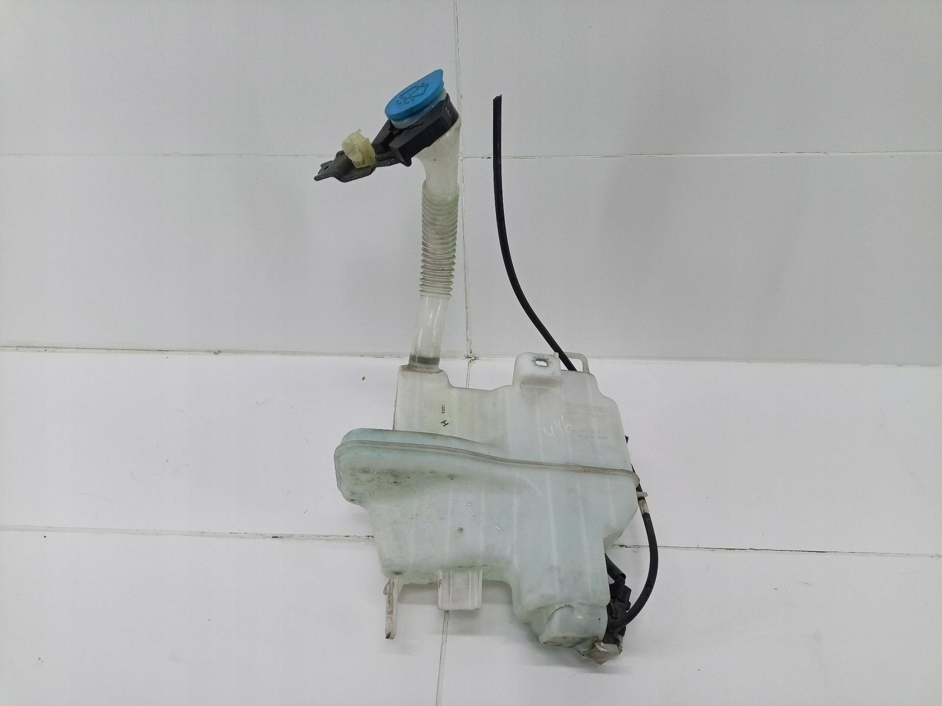 Behälter der Spritzdüse Mazda 6 3 2014 GHR167480