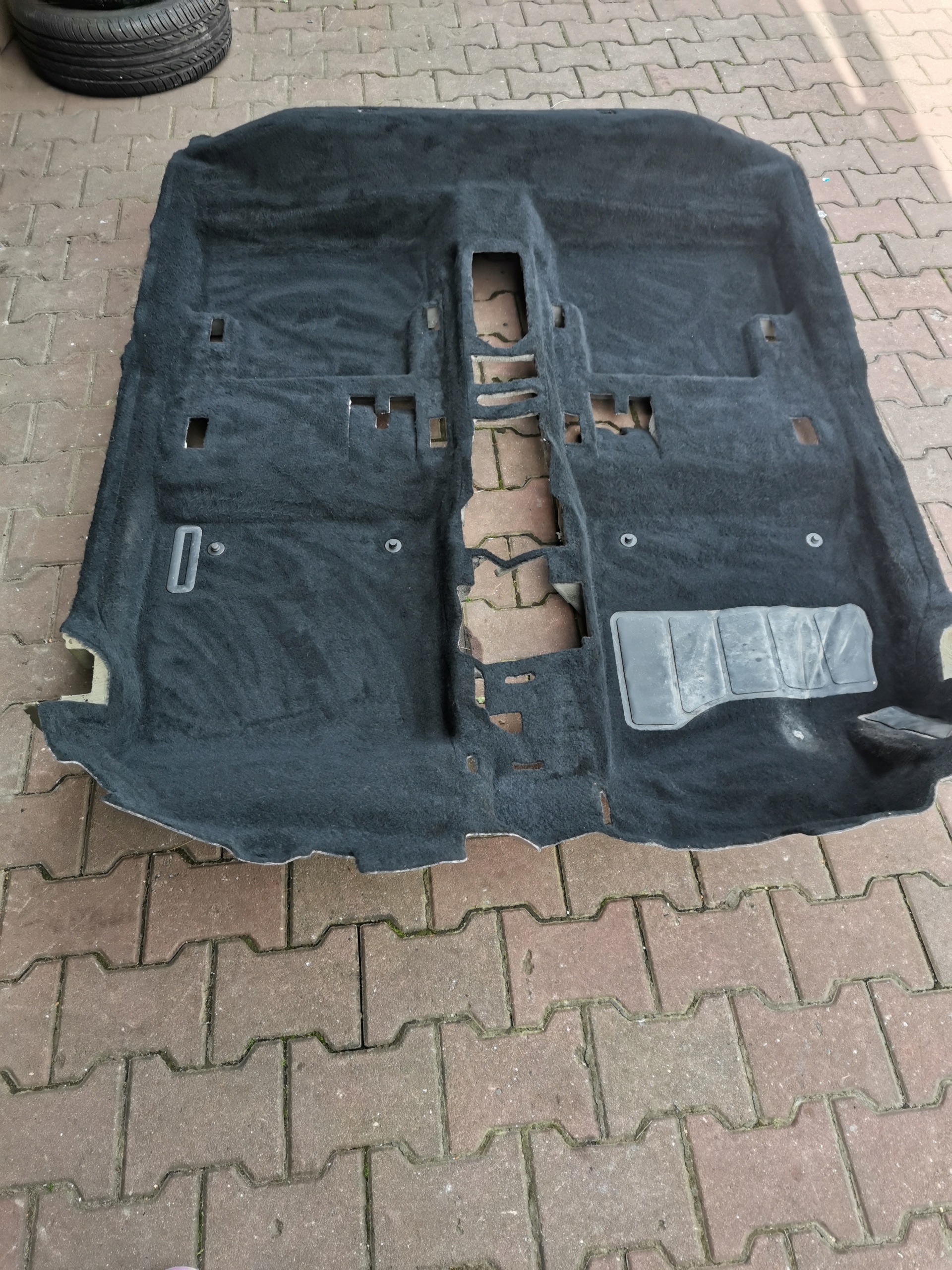 пола 13288906 opel Astra J IV 5D