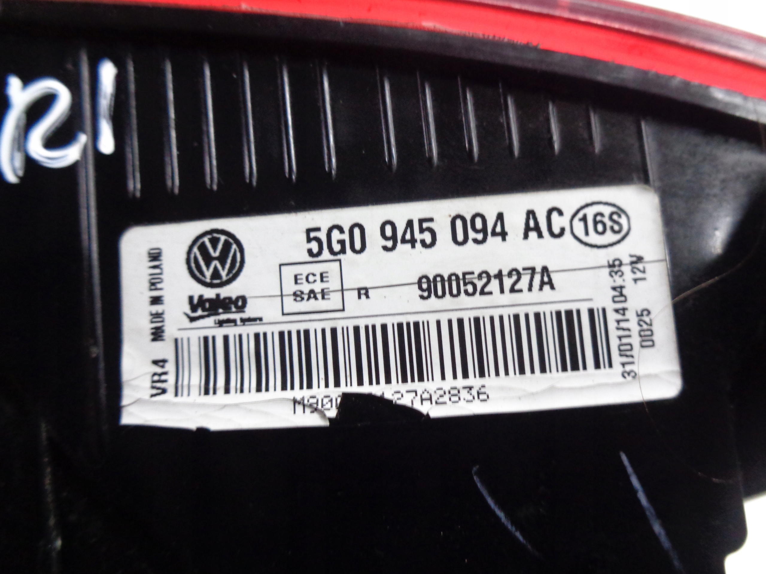 VW GOLF VII 7 HB light right rear part to the bonnet 12r