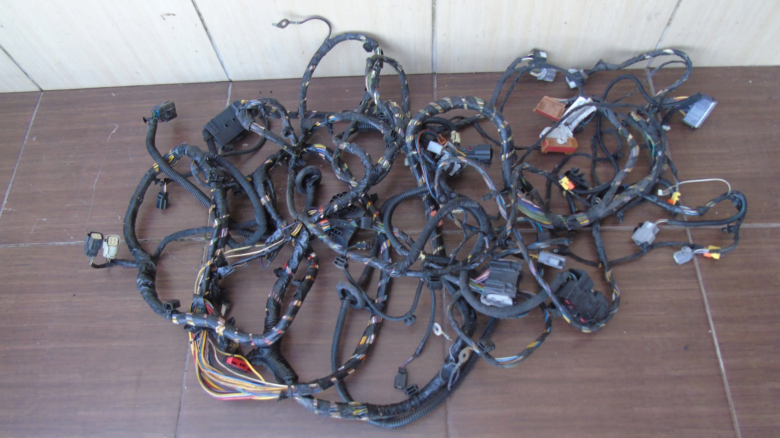 FT1T-14014-MKE - УСТАНОВКА ДВИГАТЕЛЯ TURNEO CONNECT 14-DIESEL