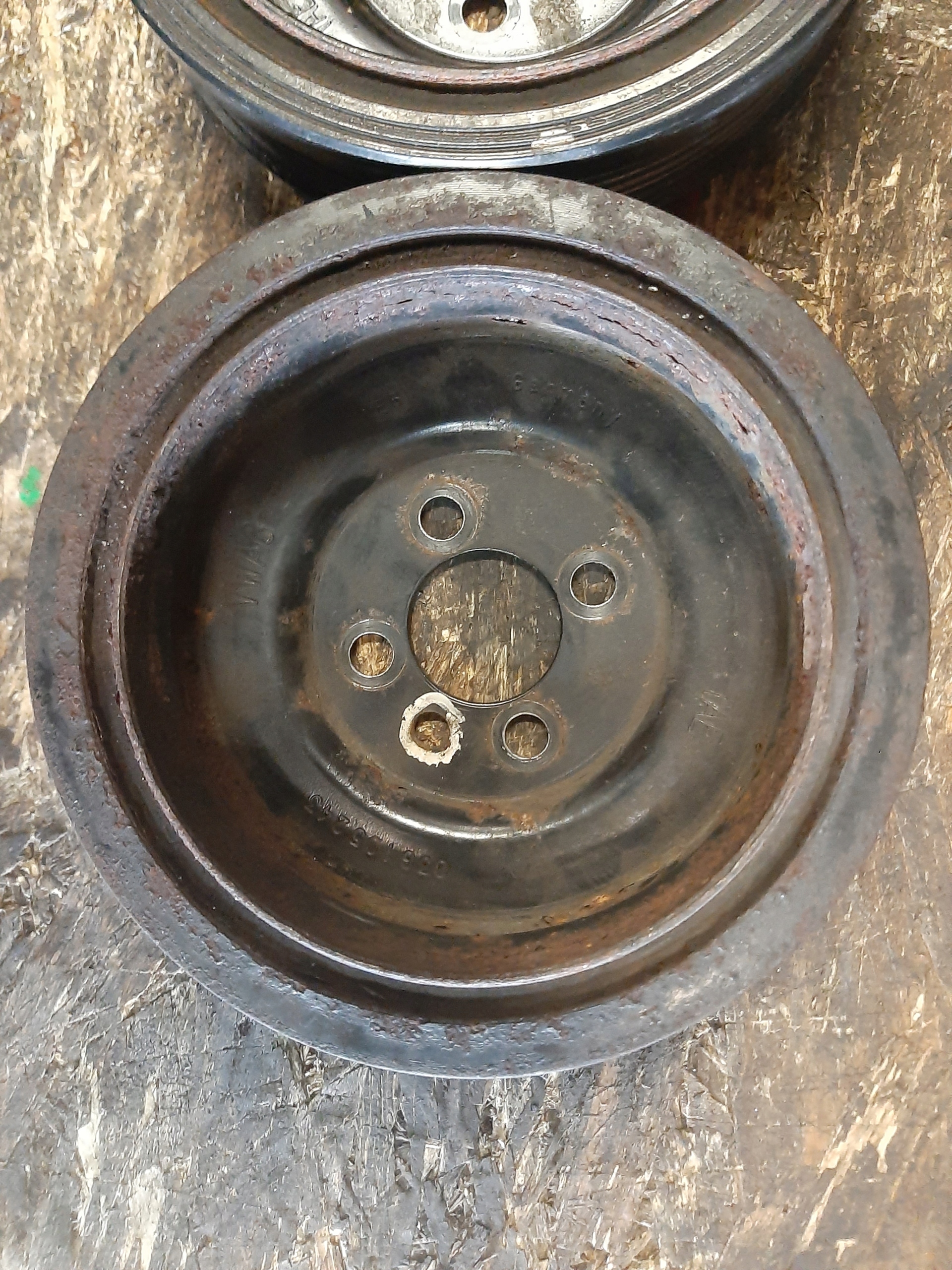 AUDI A6 C6 A3 8P A4 B8 csigák WALU 03G105243