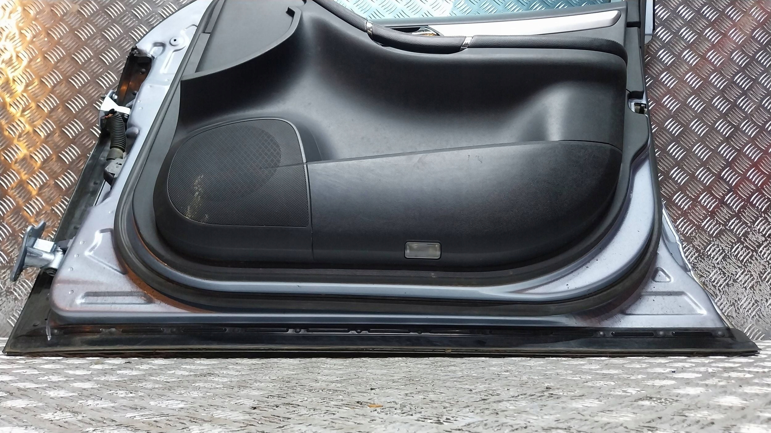 door front right MERCEDES R-KLASA W251 05