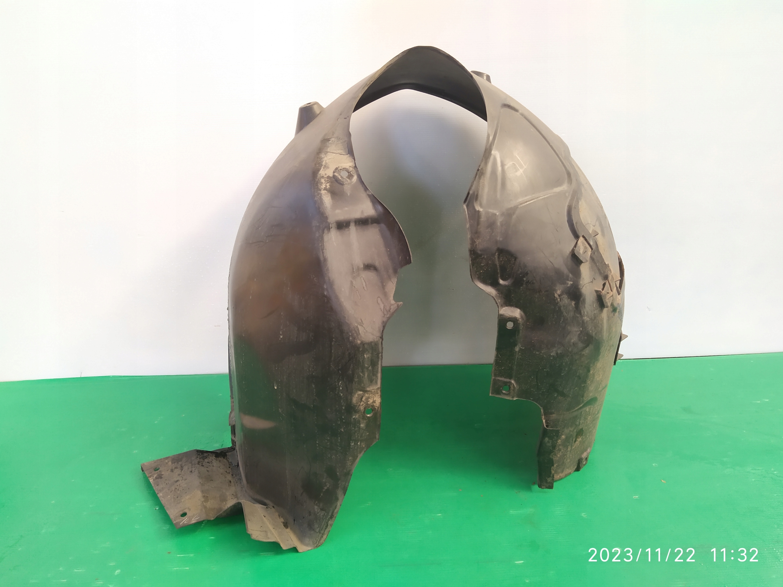 ПІДКРИЛЬНИК ЗЛІВА ПЕРЕД BMW Z4 E85 E86 7012727