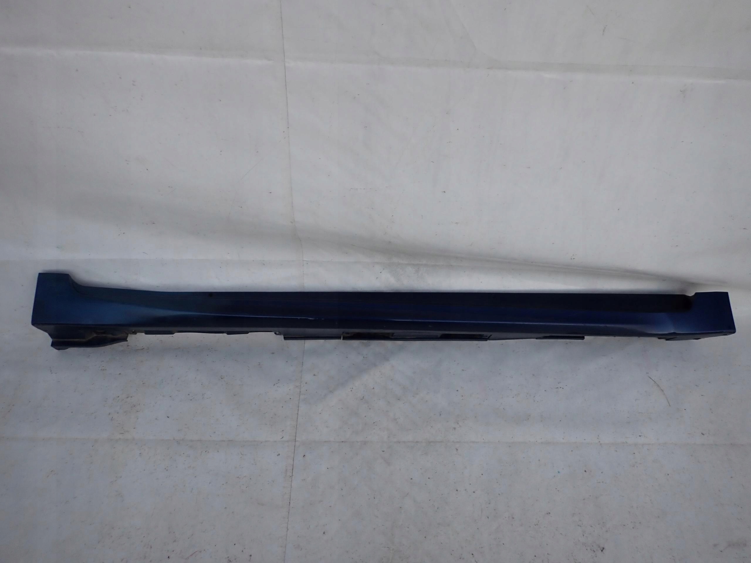 TOYOTA AVENSIS T29 15- moulding threshold right