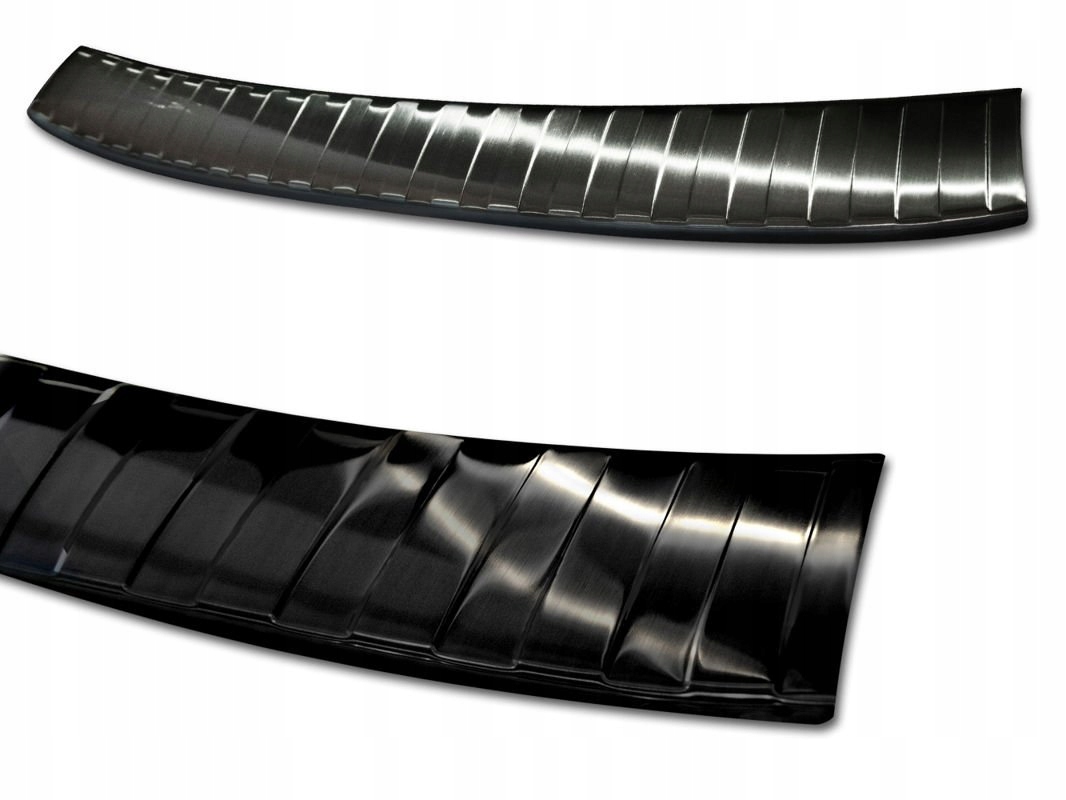 NAKŁADKA NA TYLNY ZDERZAK SKODA OCTAVIA 3 KOMBI Strona zabudowy tył