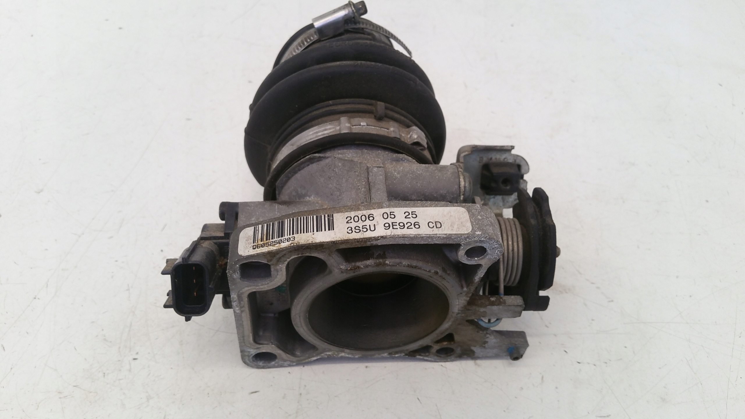 Vanne boitier papillon 3S509E926CD Ford Ka