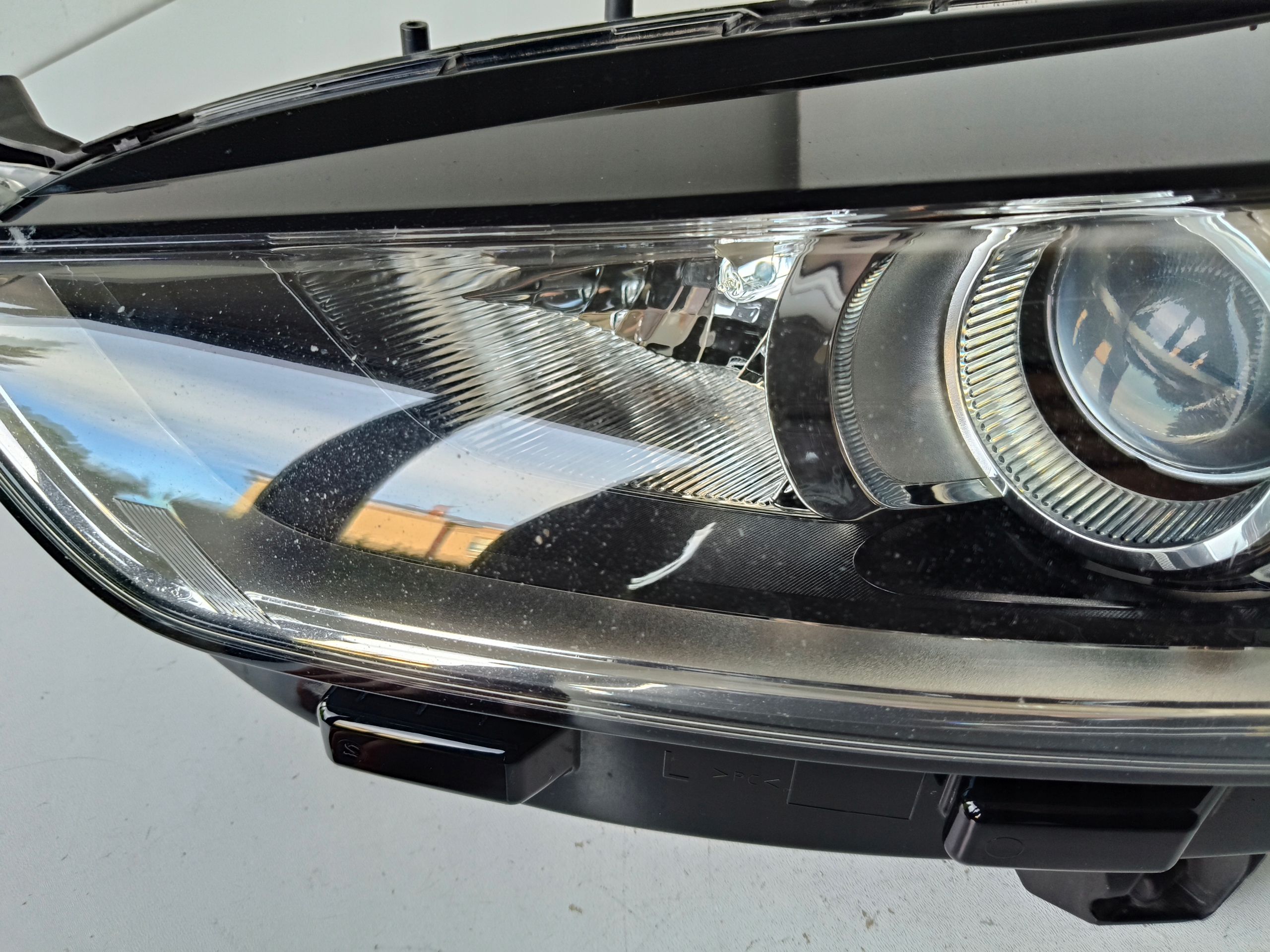 light left REFLEKTOR FORD MONDEO MK5 15